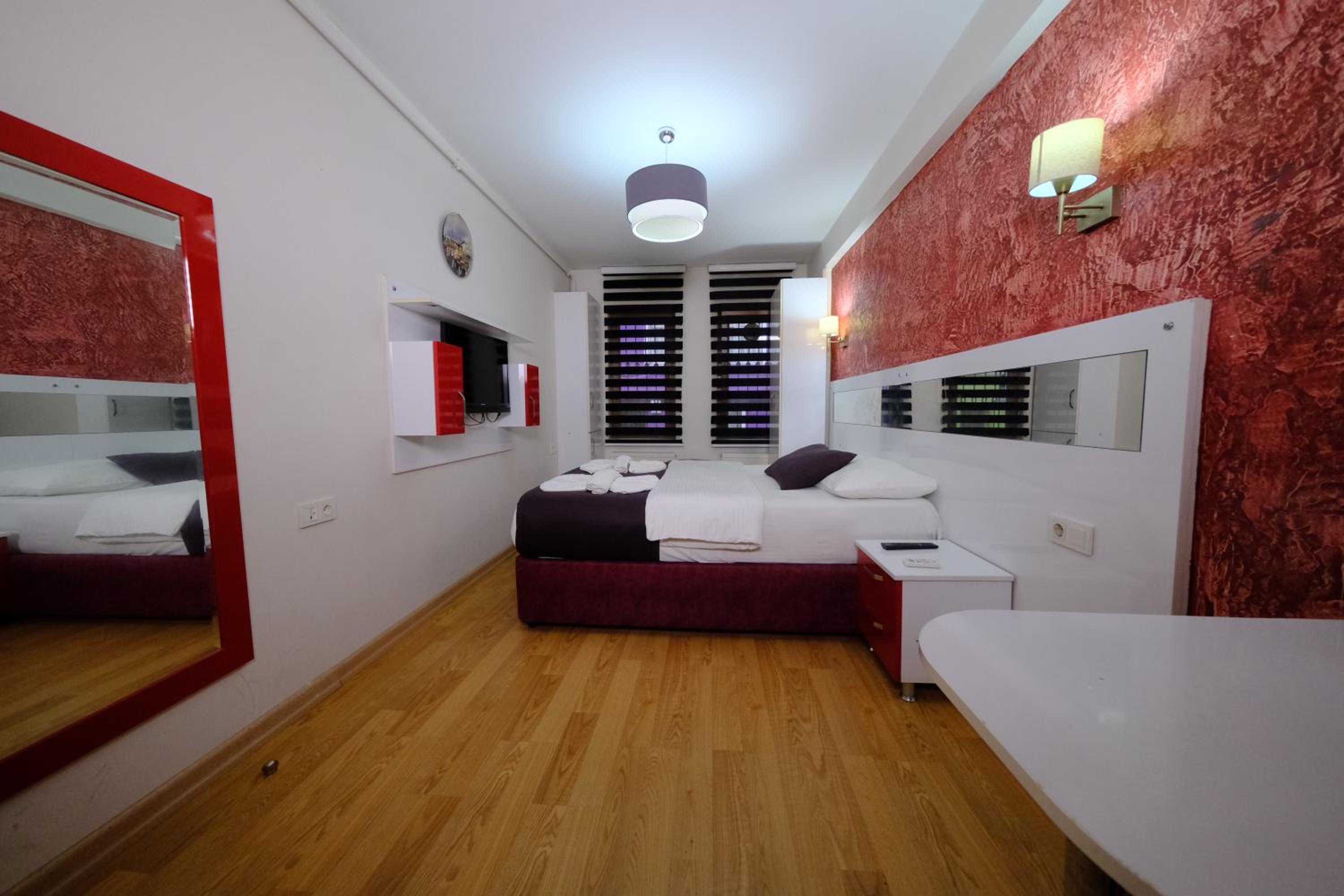 Standard Double Room photo 2