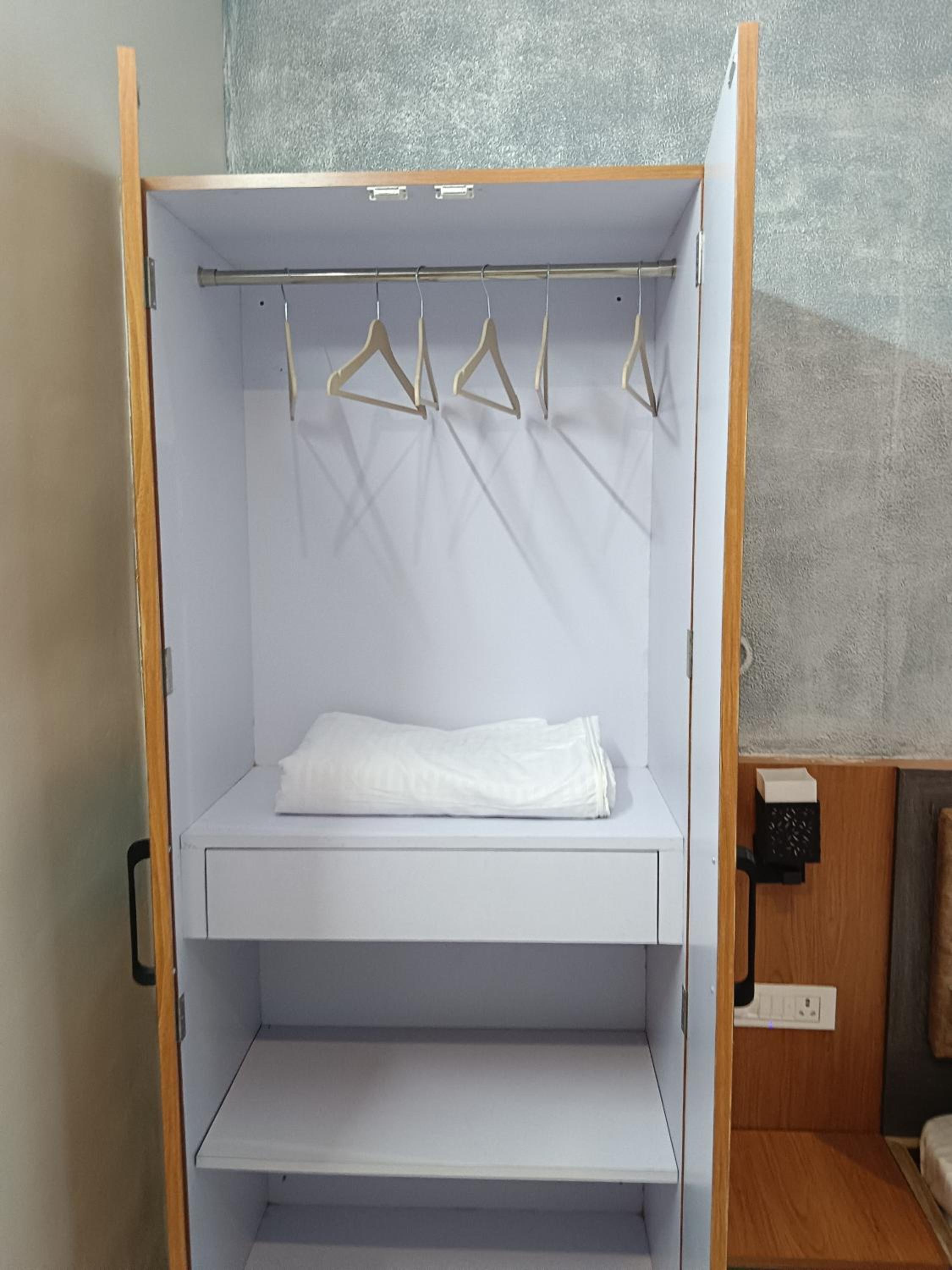 Double Room - Photo 3