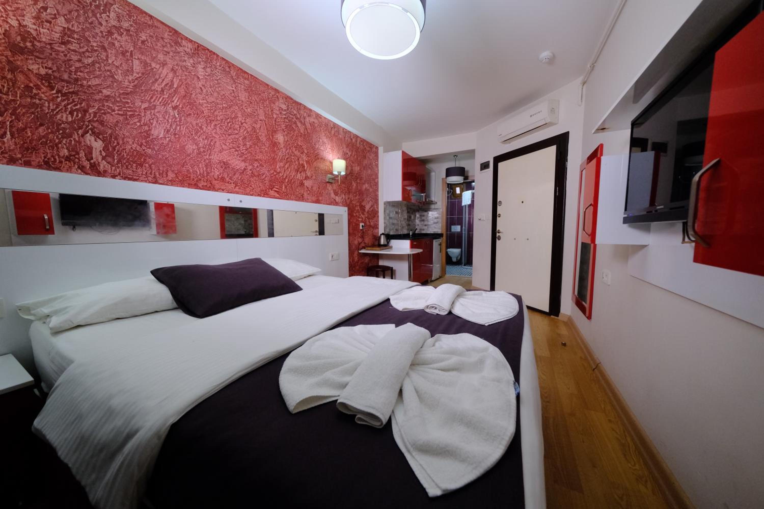 Standard Double Room photo 3