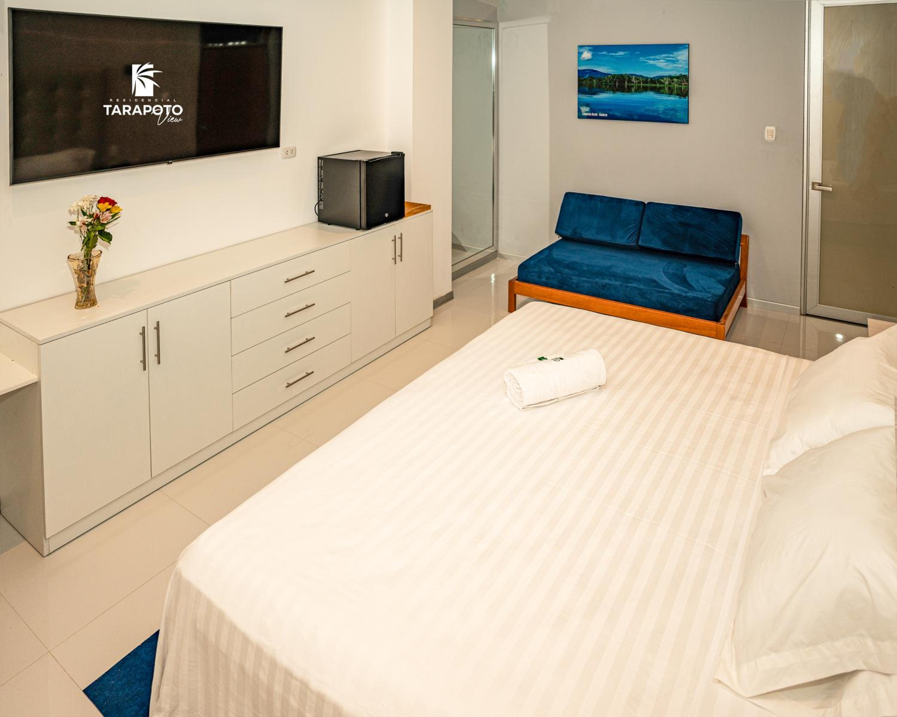 Deluxe King Room photo 1