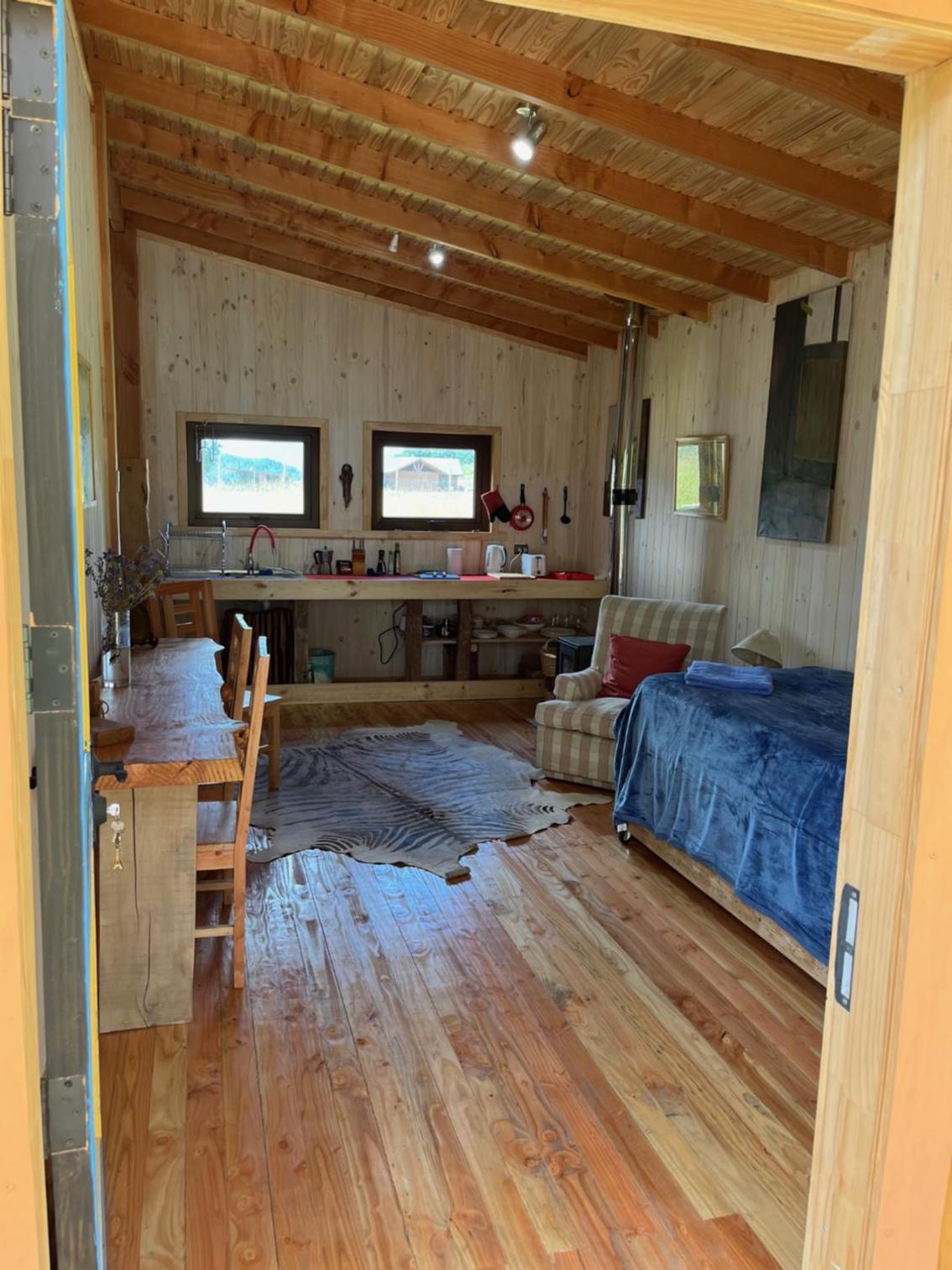 Two-Bedroom House photo 3