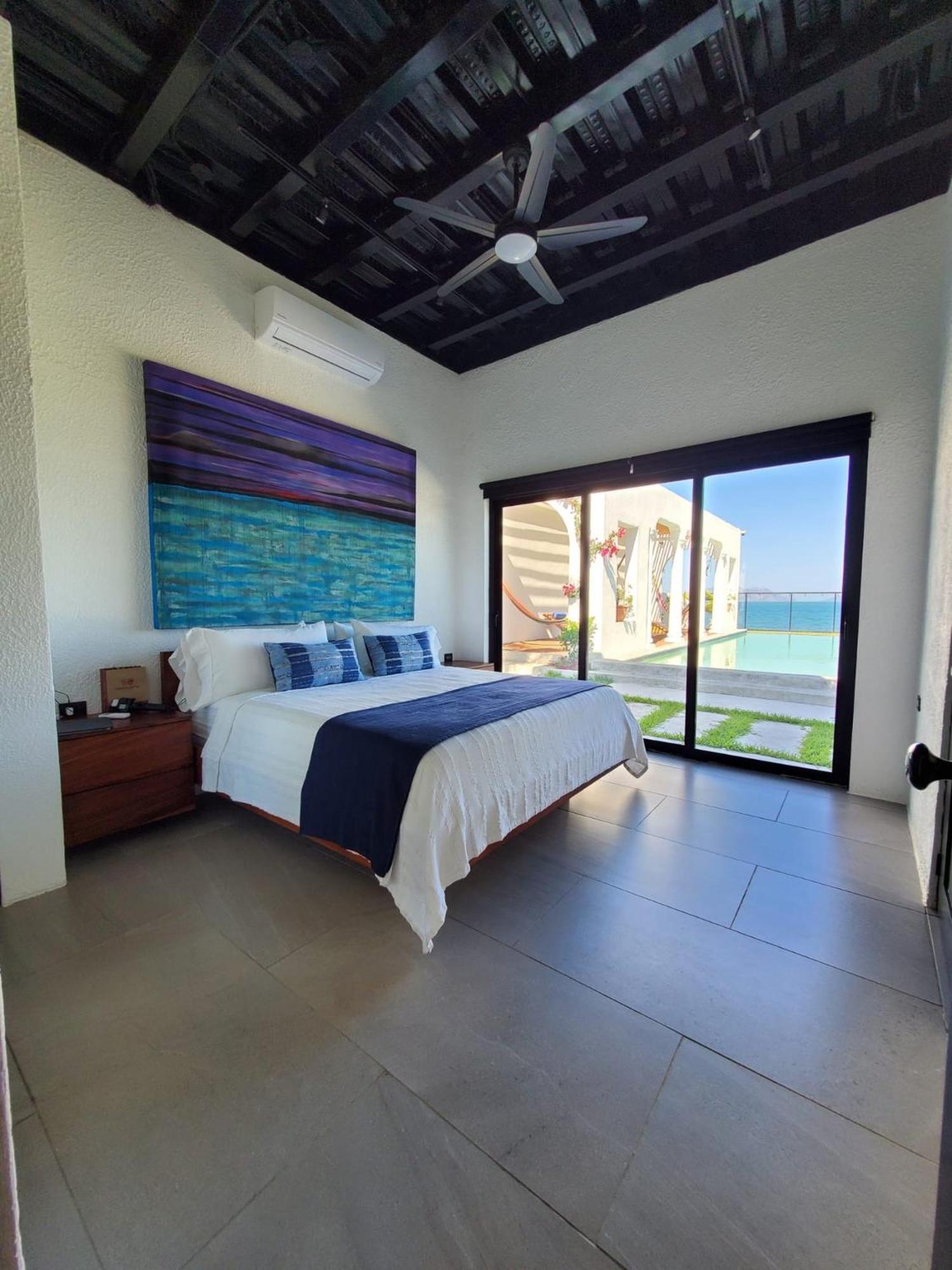 King Suite with Ocean View