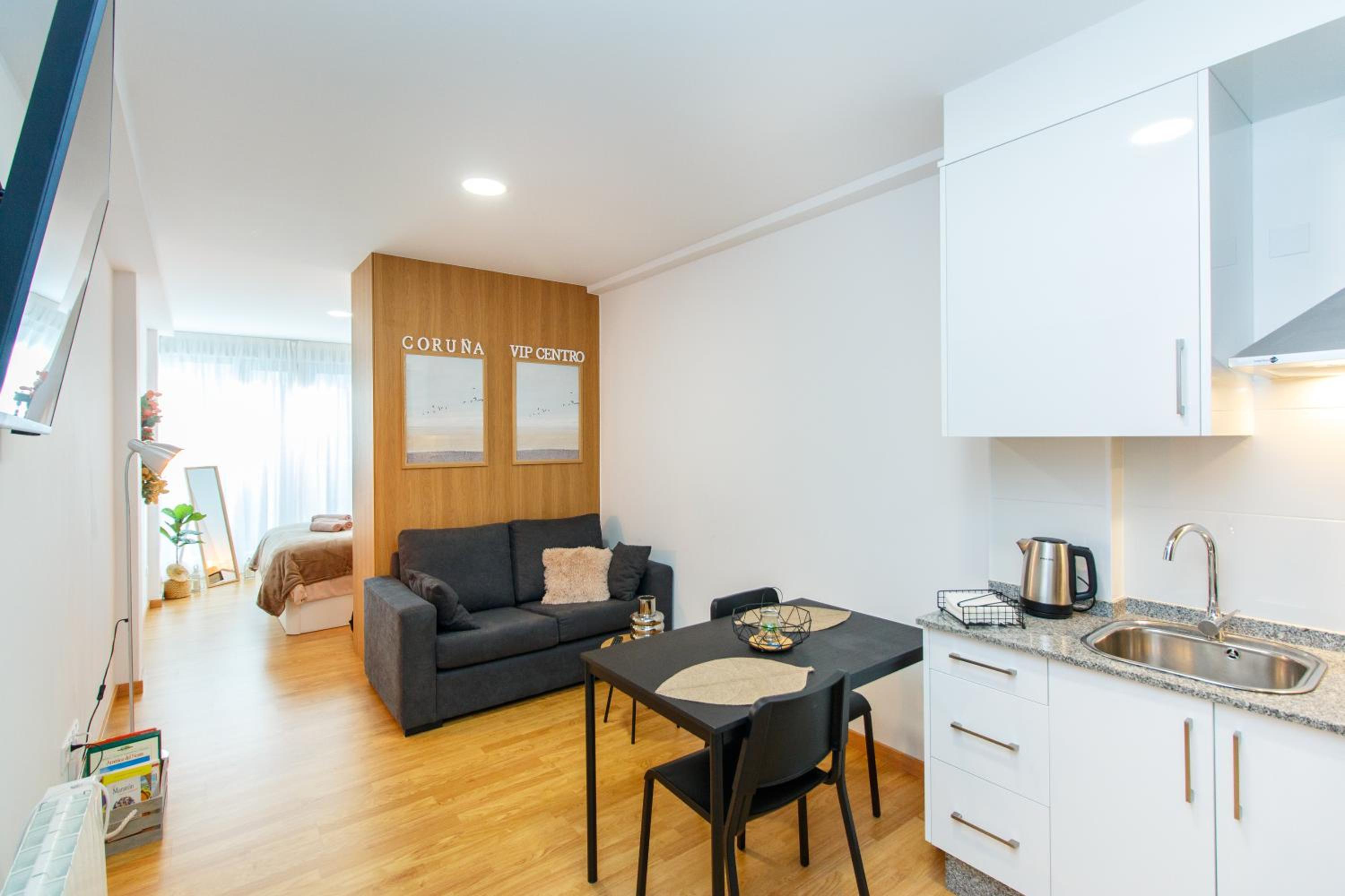 Apartment - Top Floor photo 3