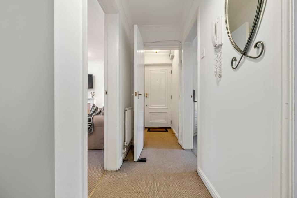 Two-Bedroom Apartment photo 1