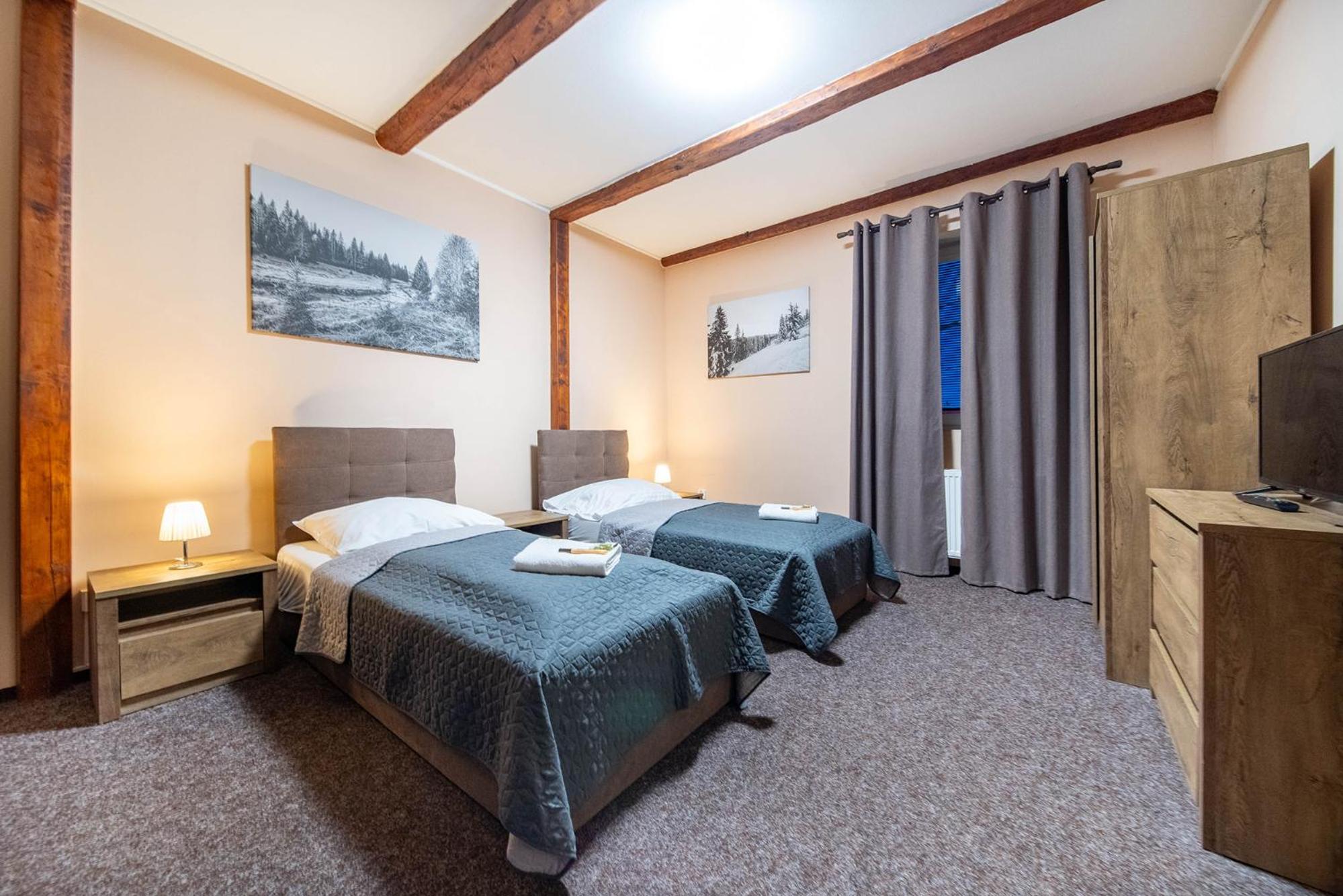 Quadruple Room - Photo 3