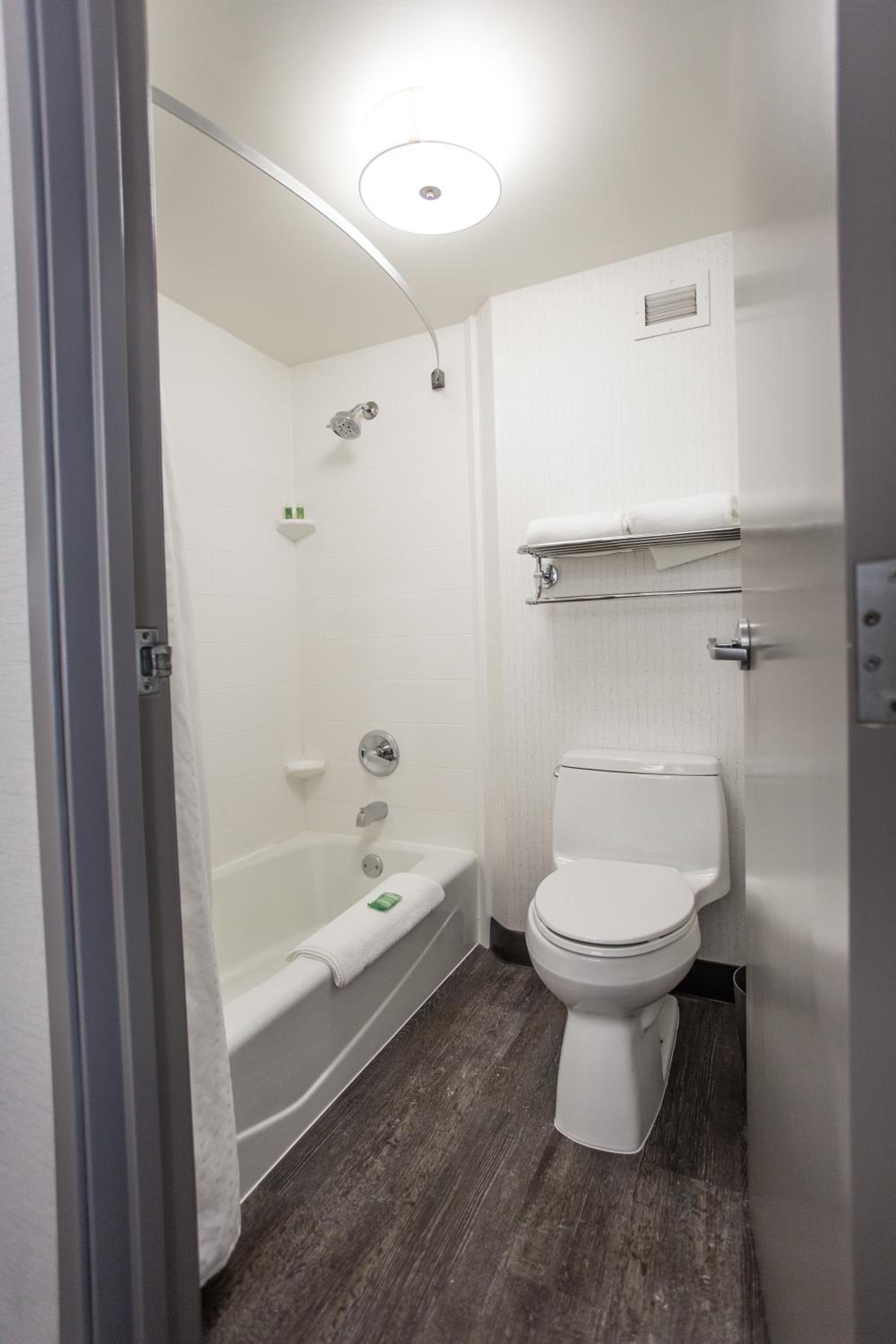 Standard Room - Photo 4