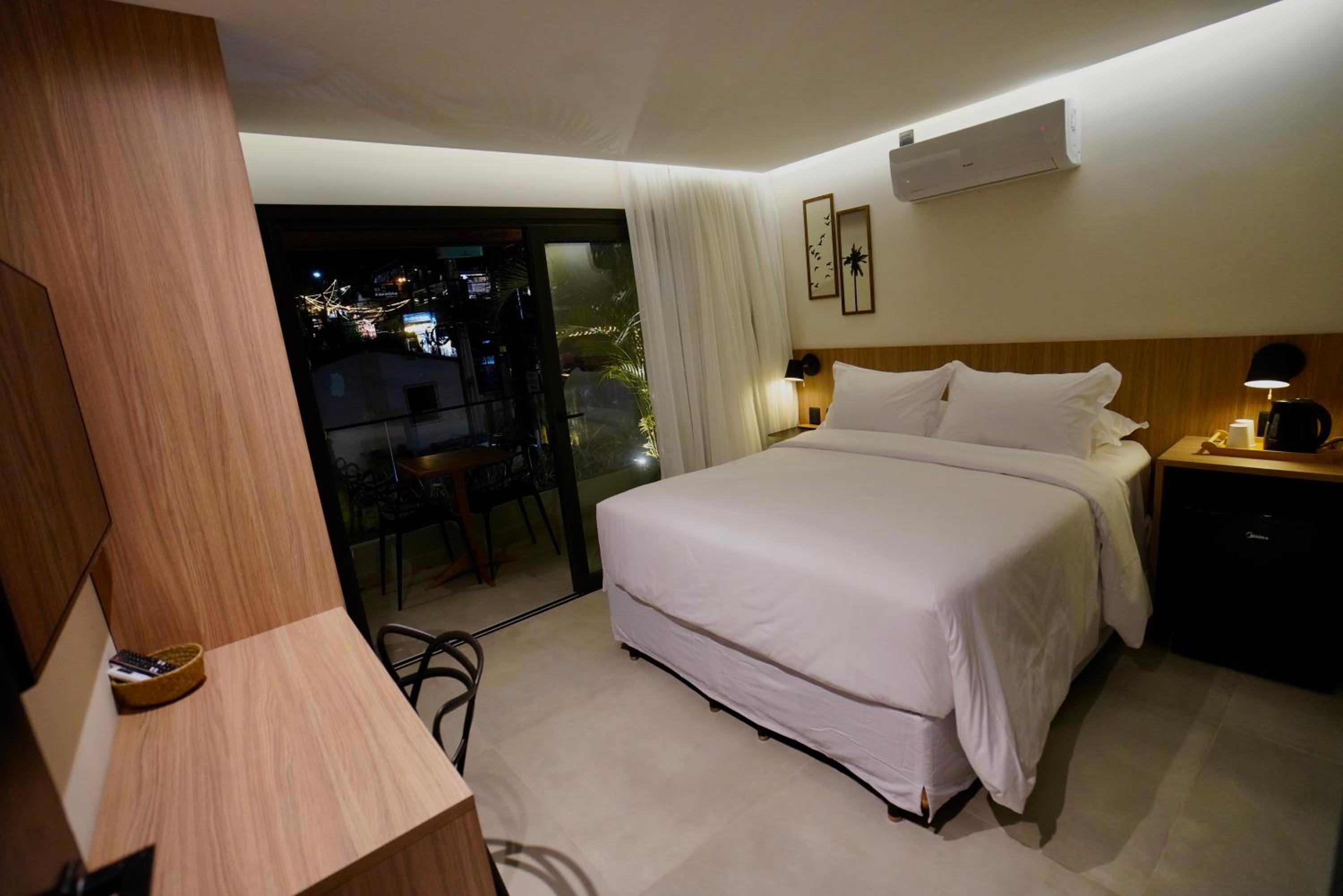 Suite with Balcony photo 3