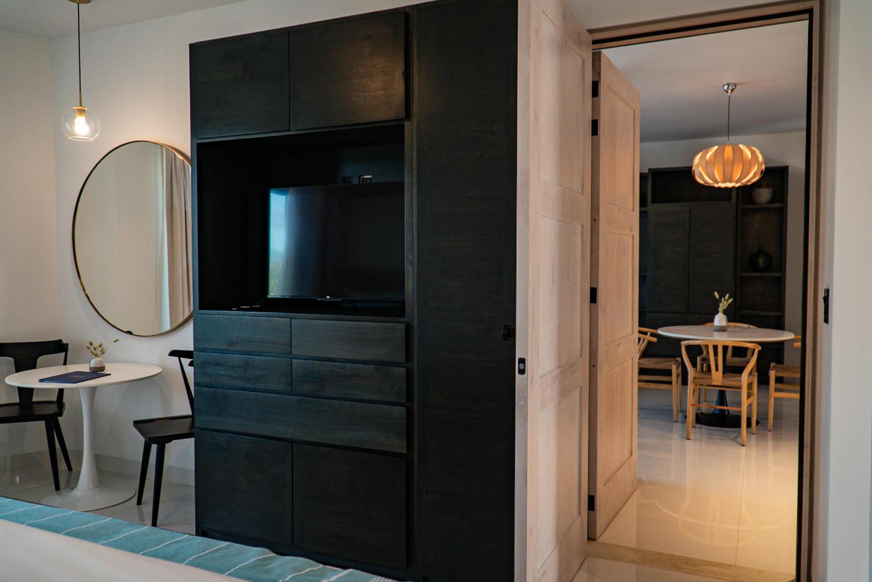 One Bedroom Residence - Photo 26