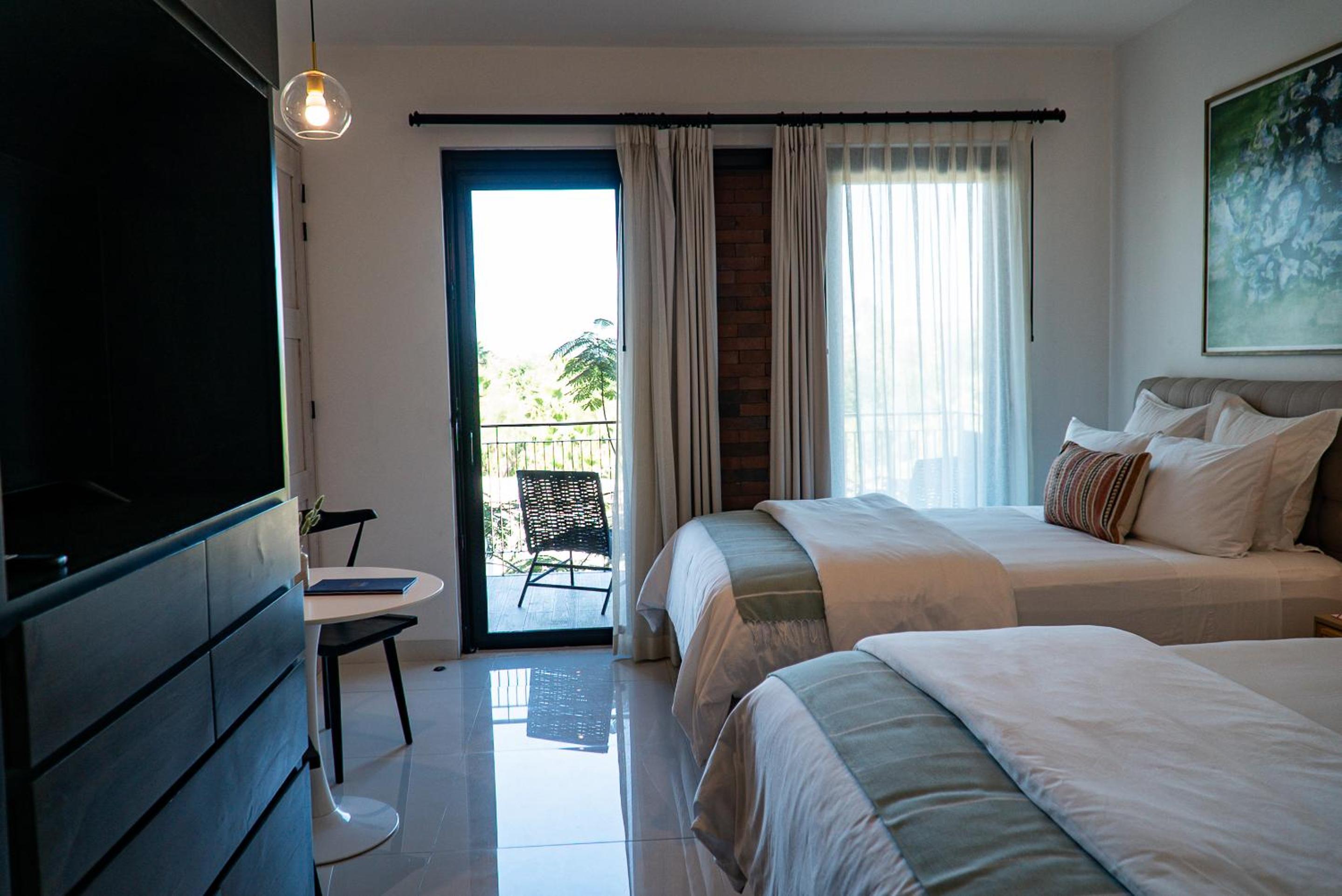 Superior Deluxe Room - Photo 7