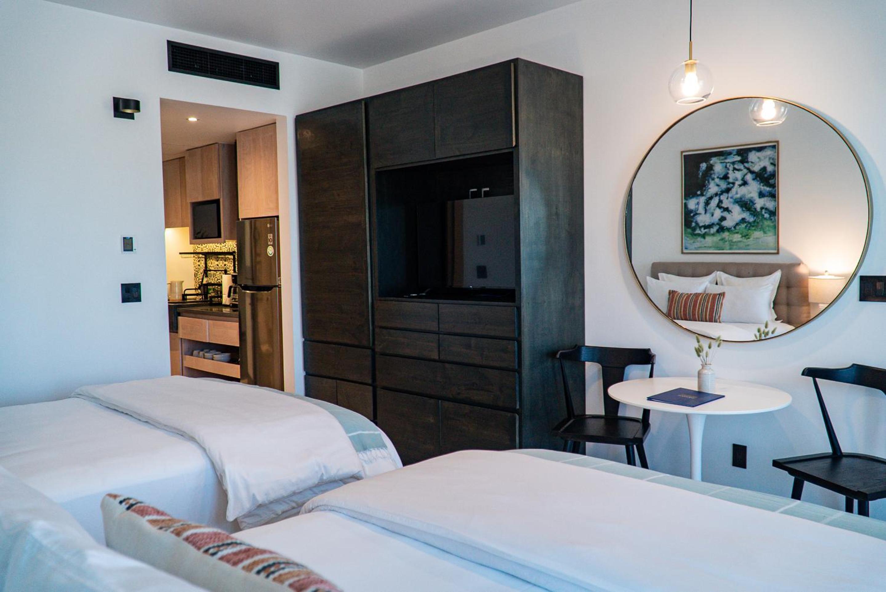 Superior Deluxe Room - Photo 17