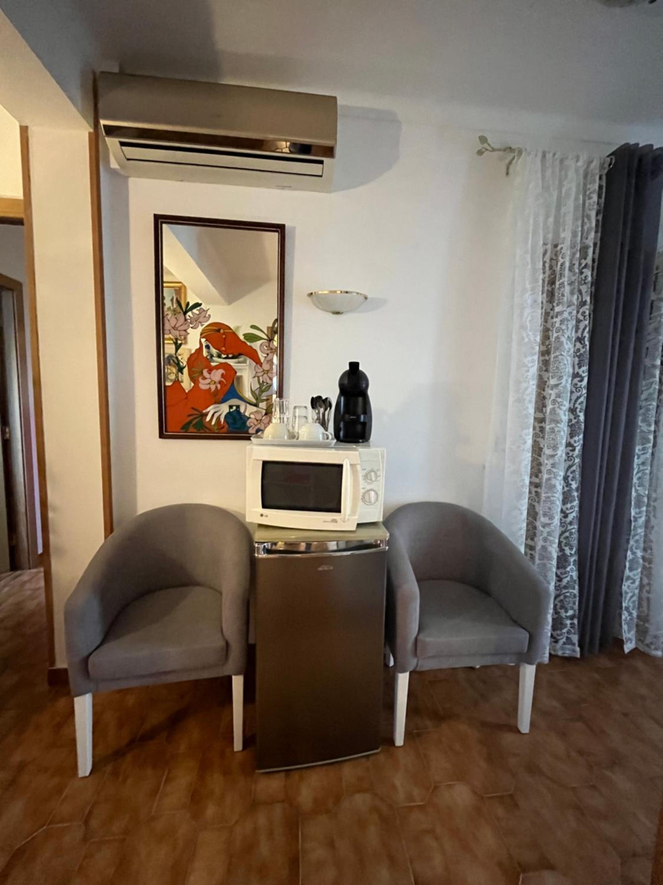 Double Room - Photo 10