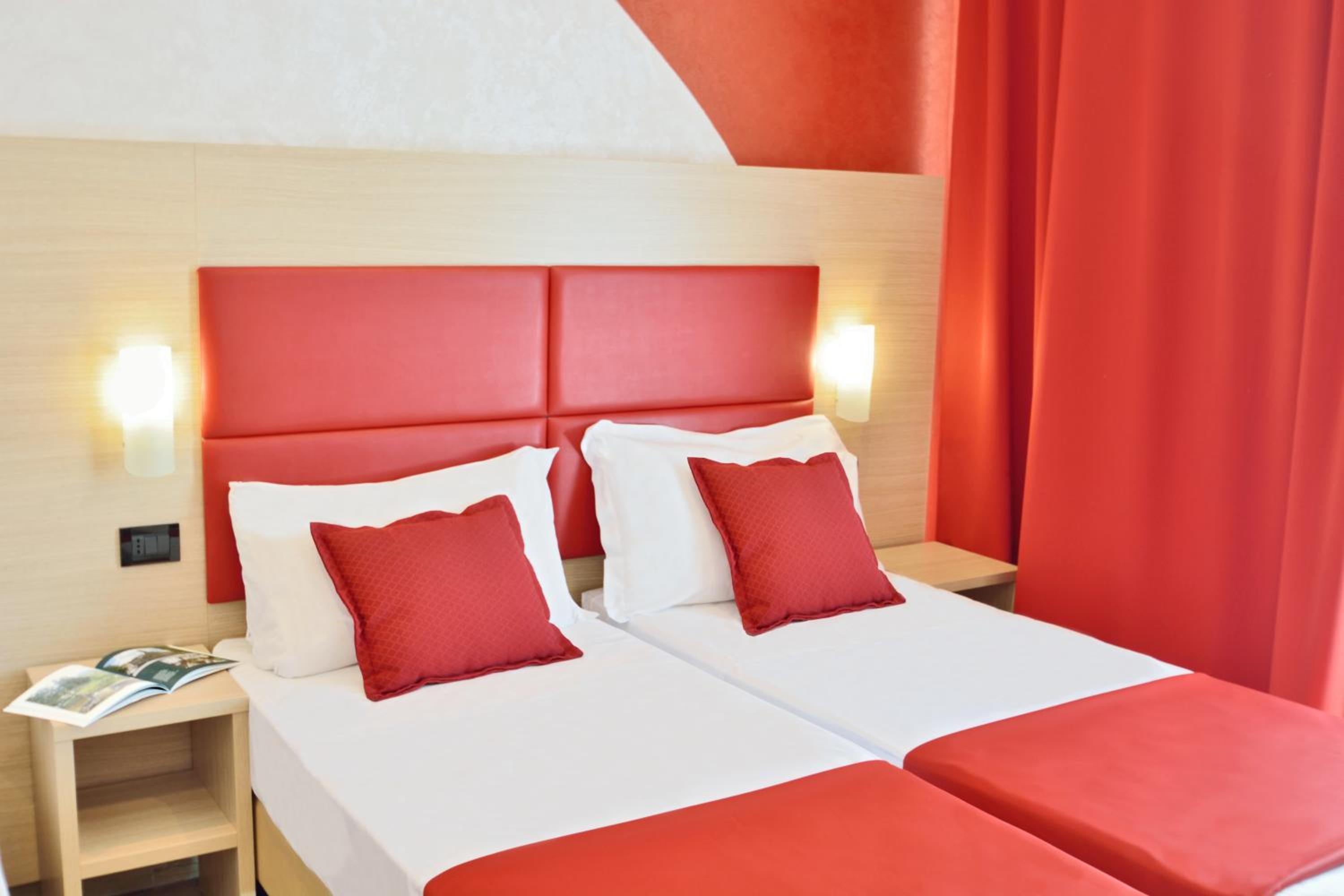 Superior Triple Room - Photo 17