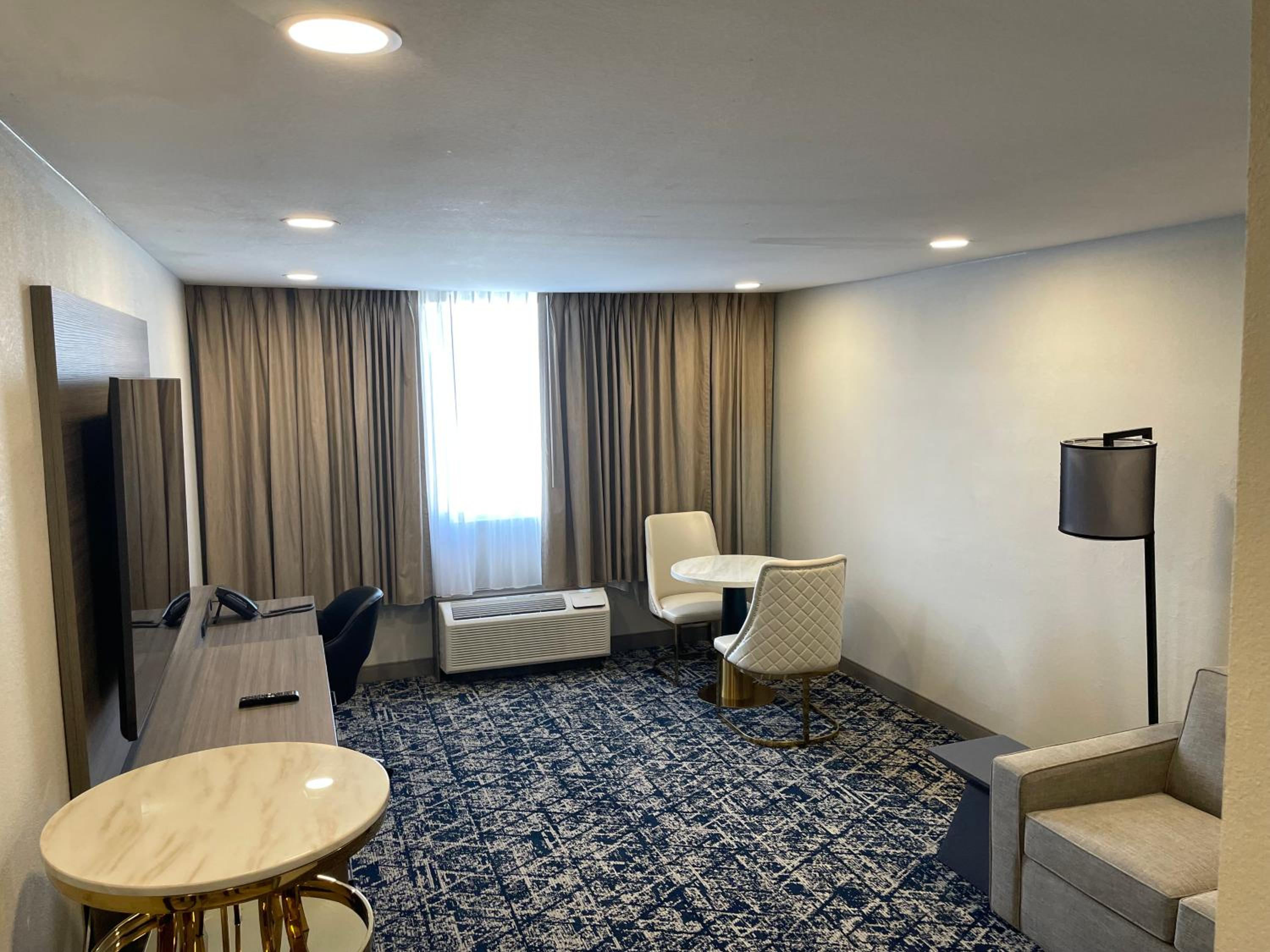 Presidential Suite - Non-Smoking