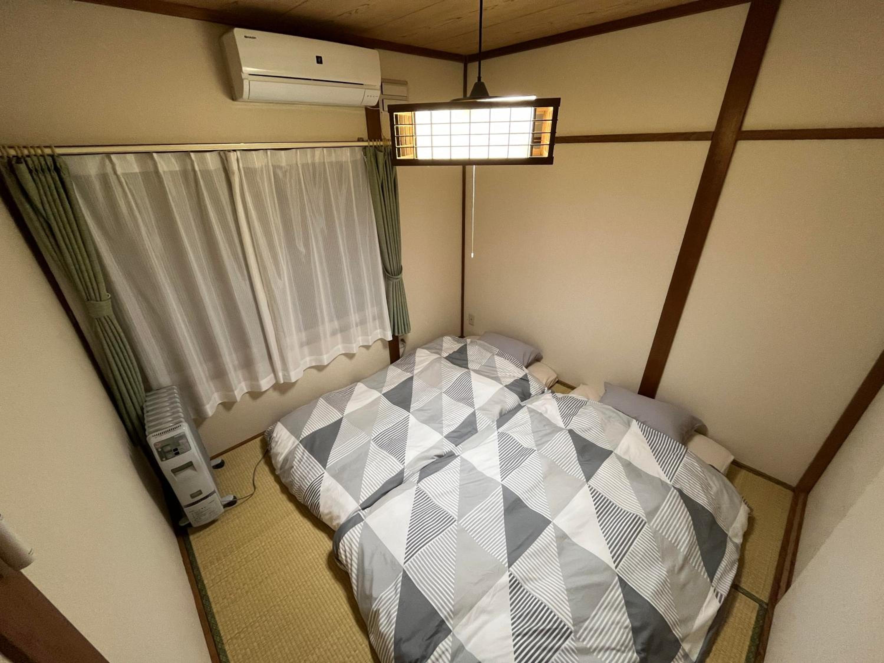 Two-Bedroom House - Photo 3