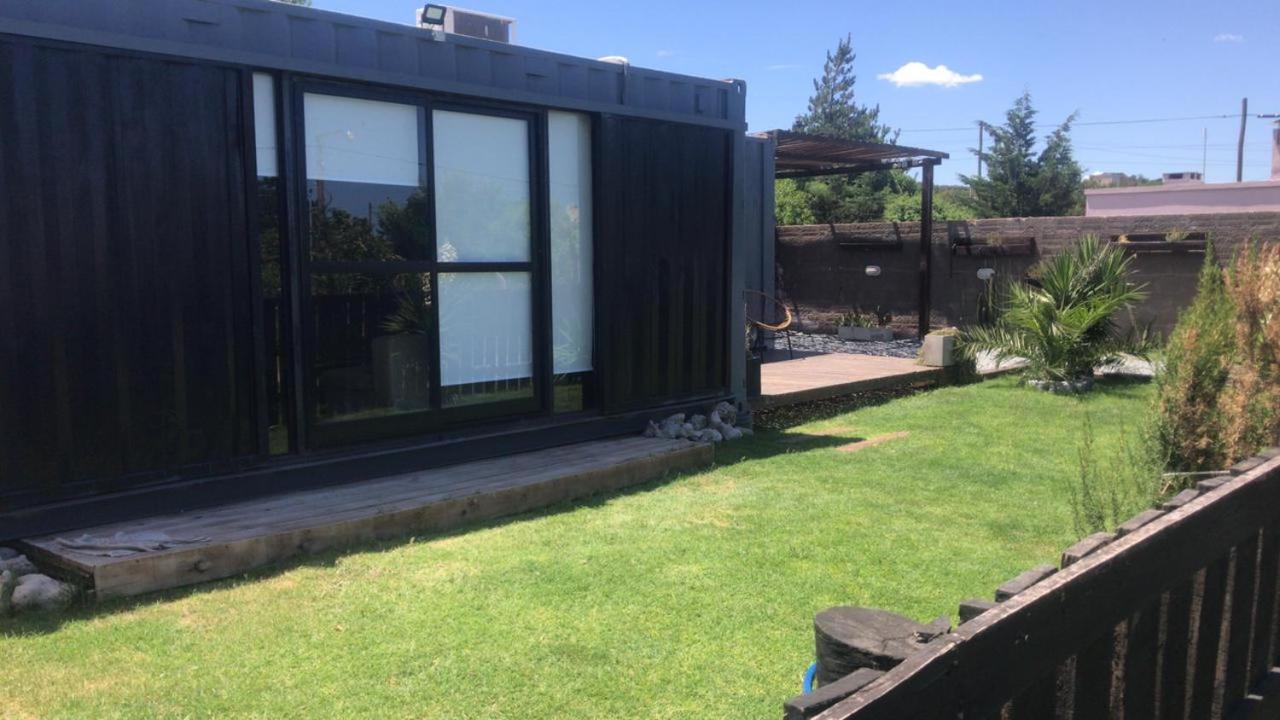 Two-Bedroom House photo 3