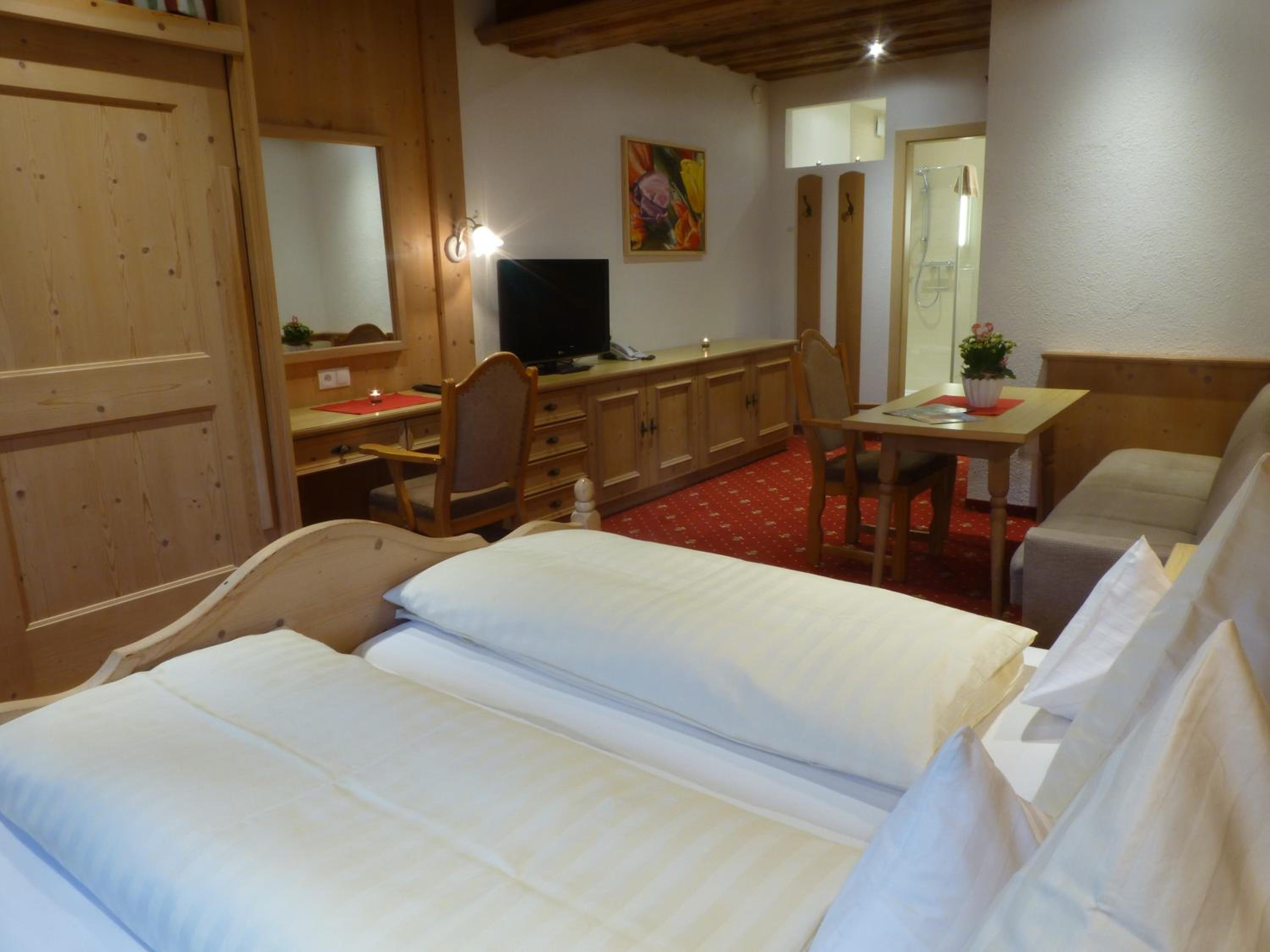 Double Room with Balcony photo 3