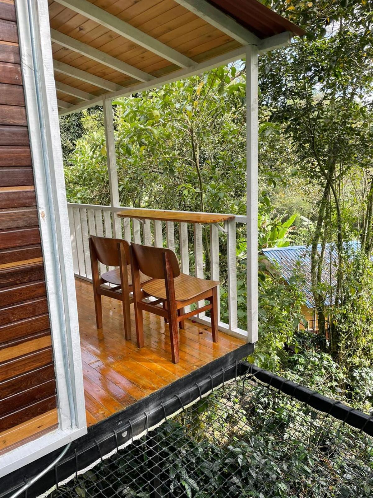 Deluxe Double Room with Balcony photo 2