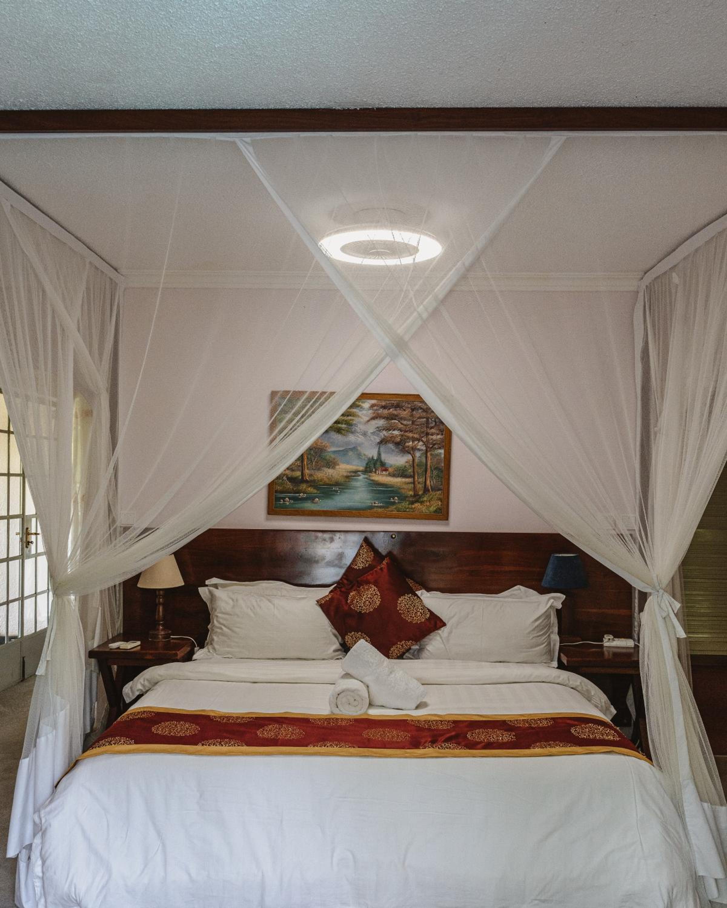 Deluxe Double Room with Balcony photo 2