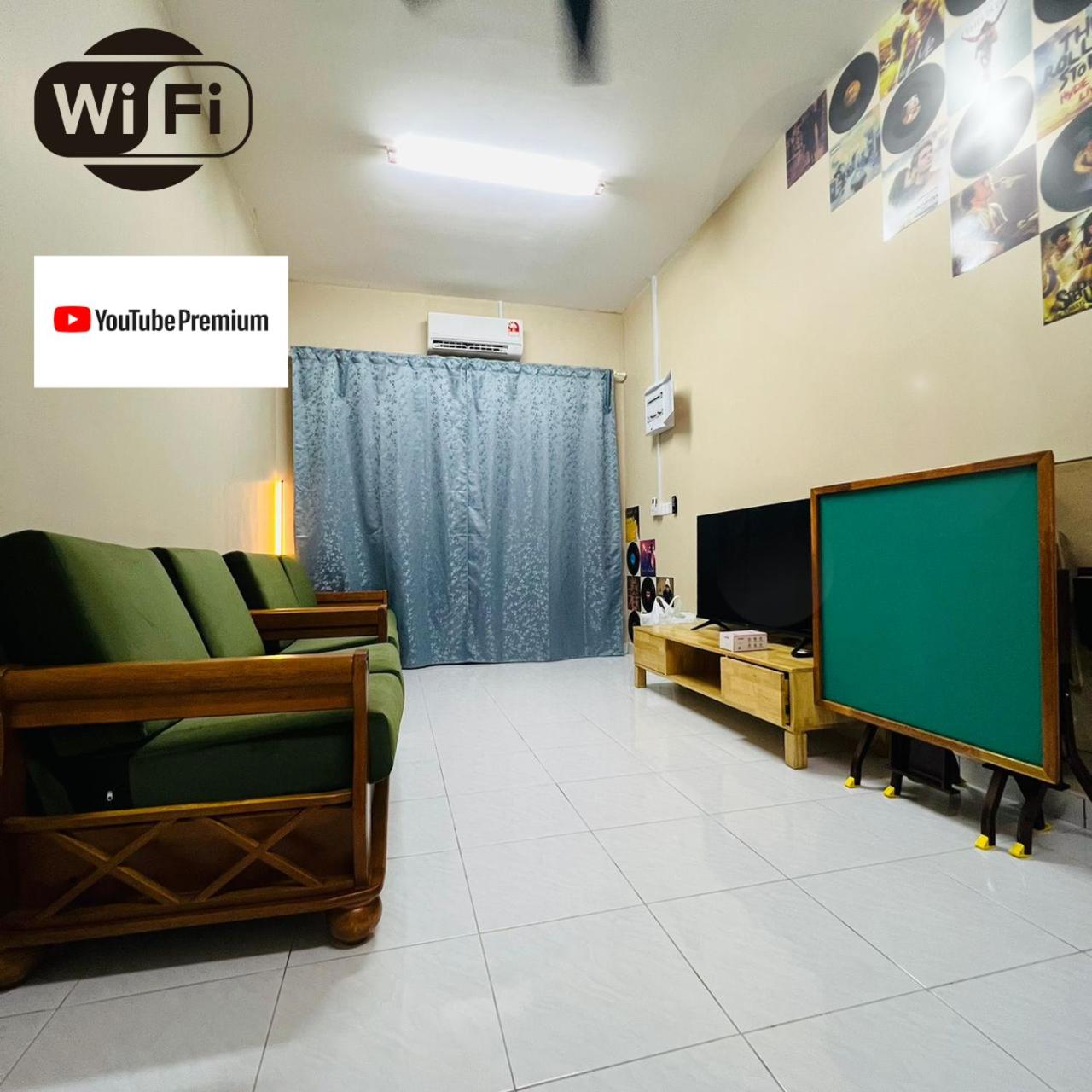 Three-Bedroom House photo 1
