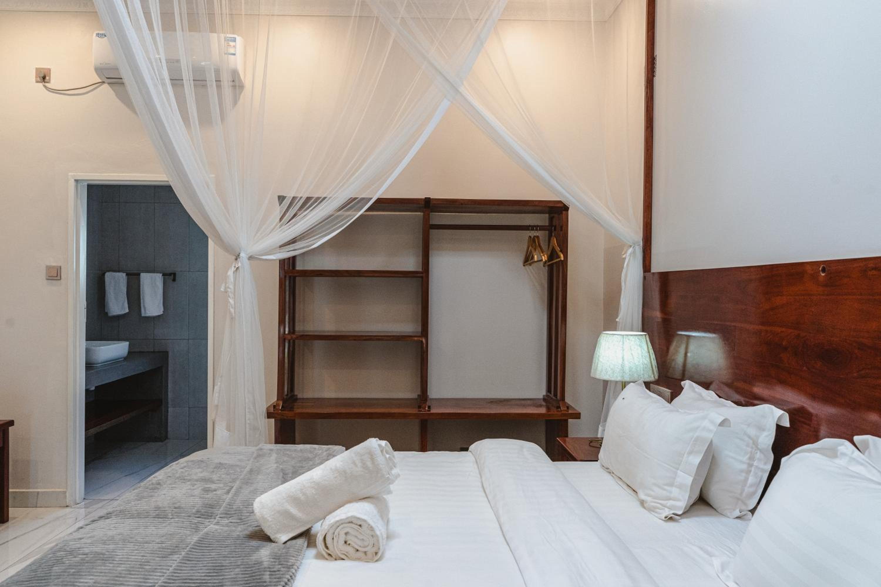 Deluxe Double or Twin Room photo 3