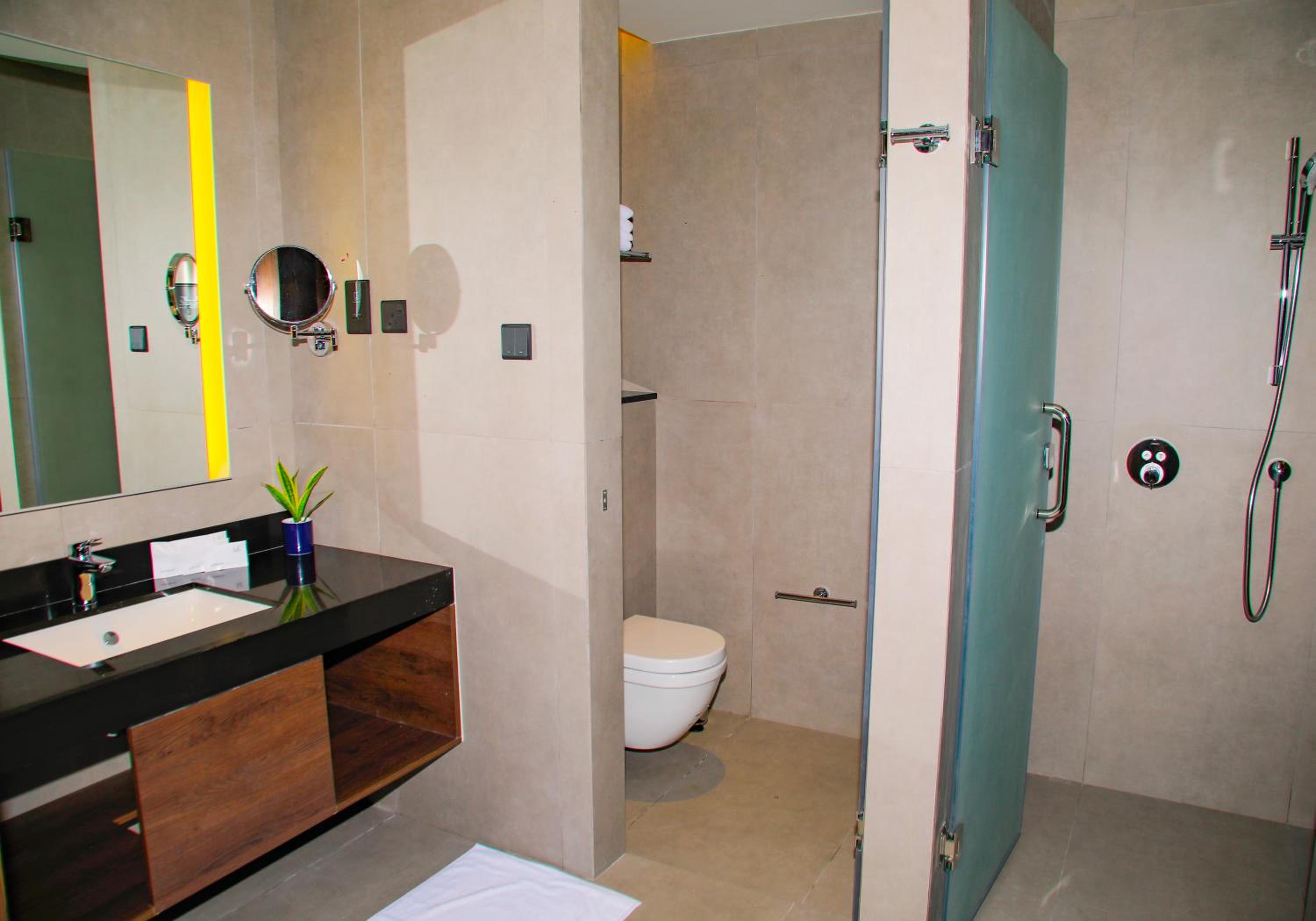 Deluxe King Room with Sea View  - Photo 10