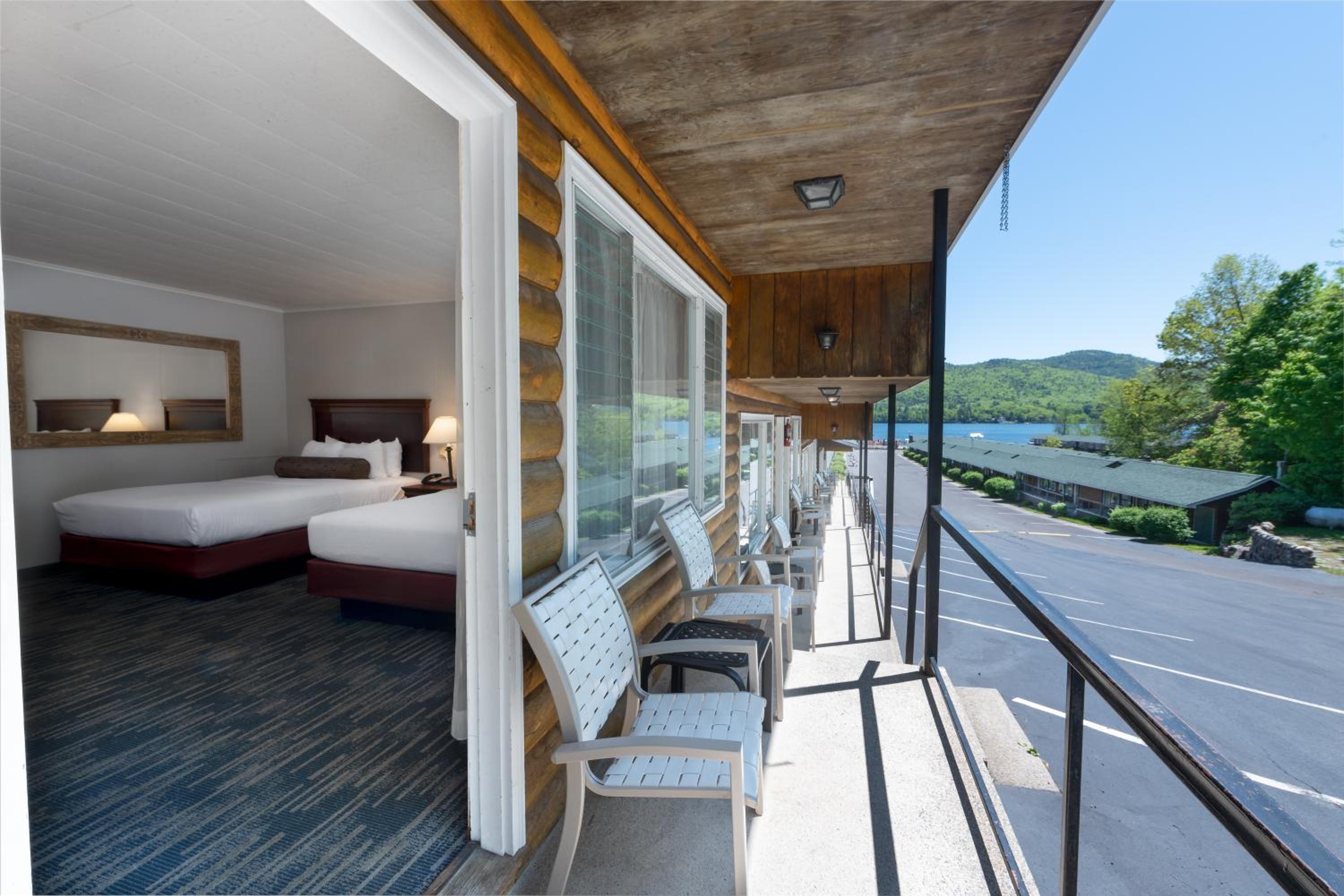 Top of Hill South Side with Two Queen Beds photo 3