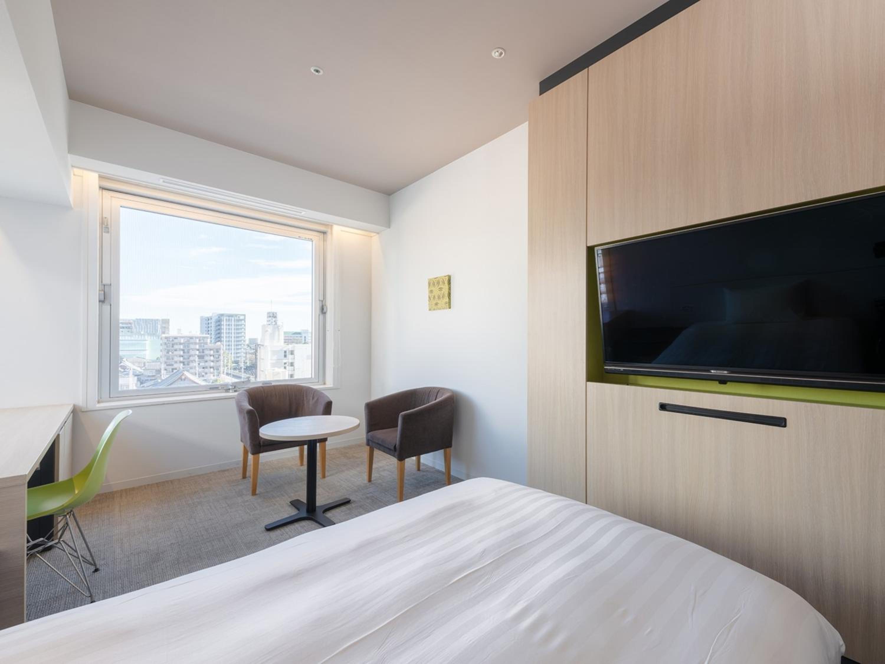 Deluxe Twin Room - Smoking photo 2