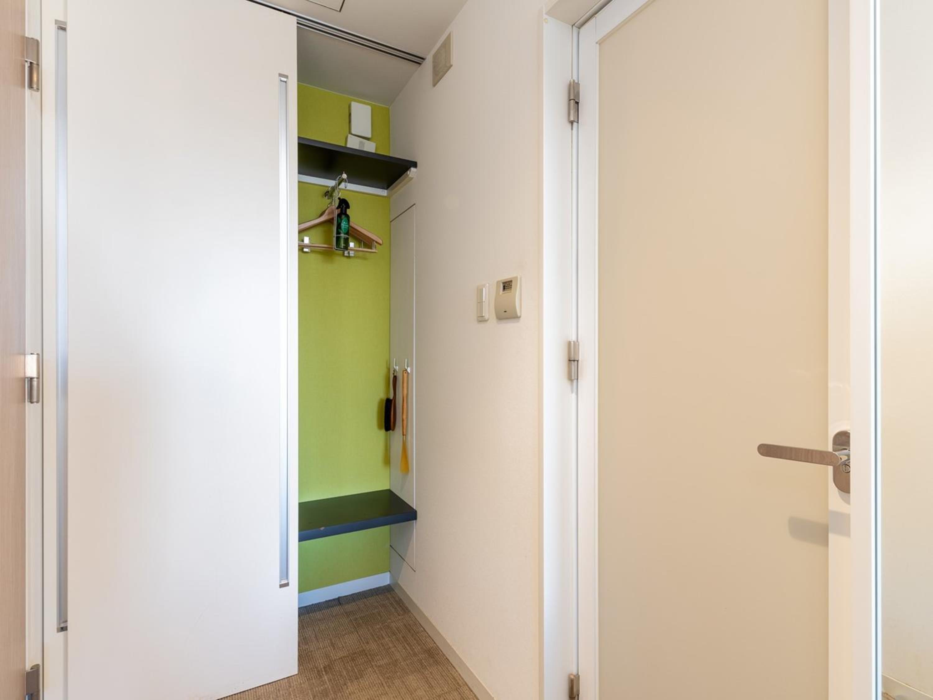 Deluxe Twin Room - Non-Smoking photo 3