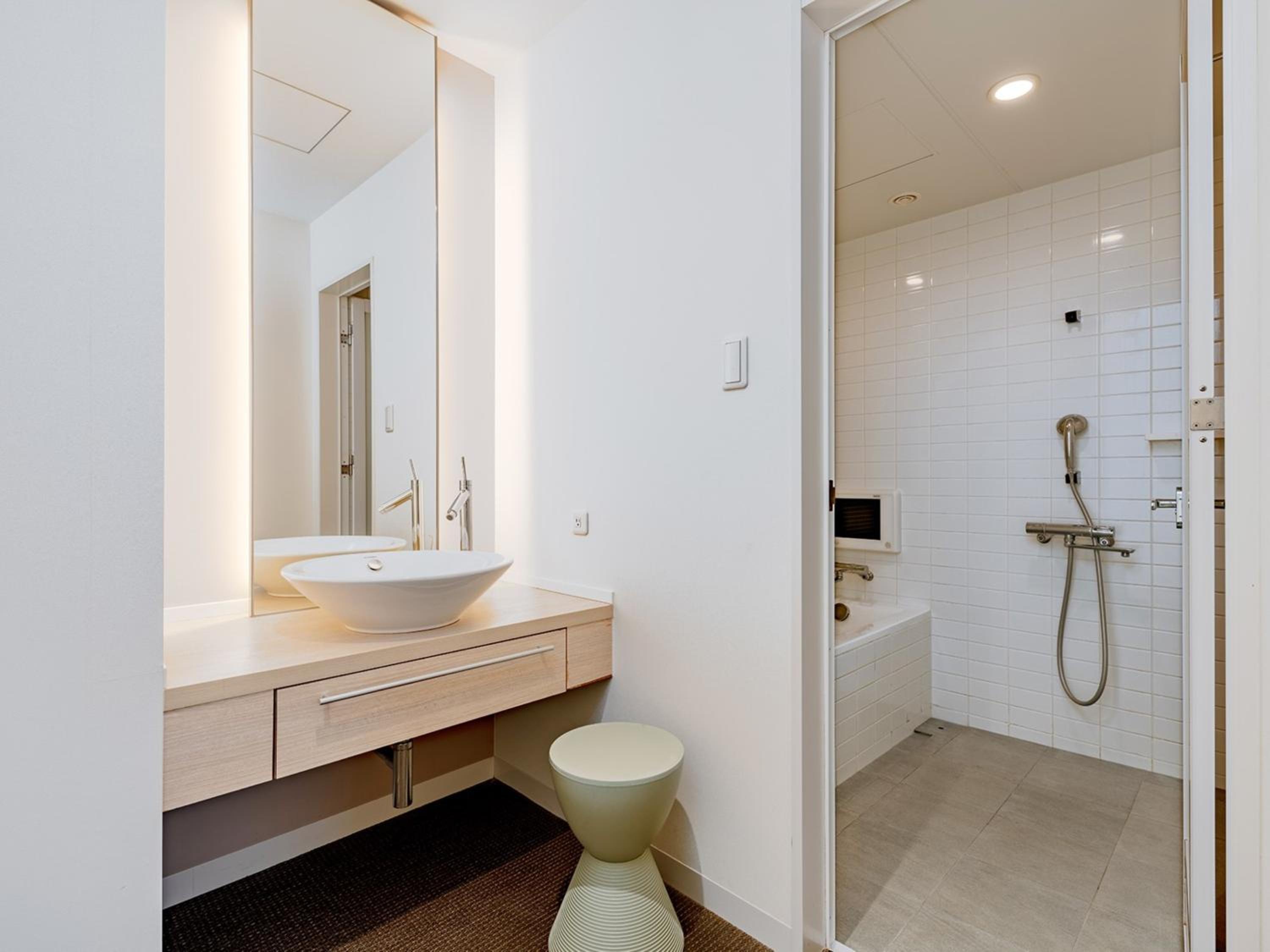 Deluxe Triple Room - Non-Smoking - Photo 4