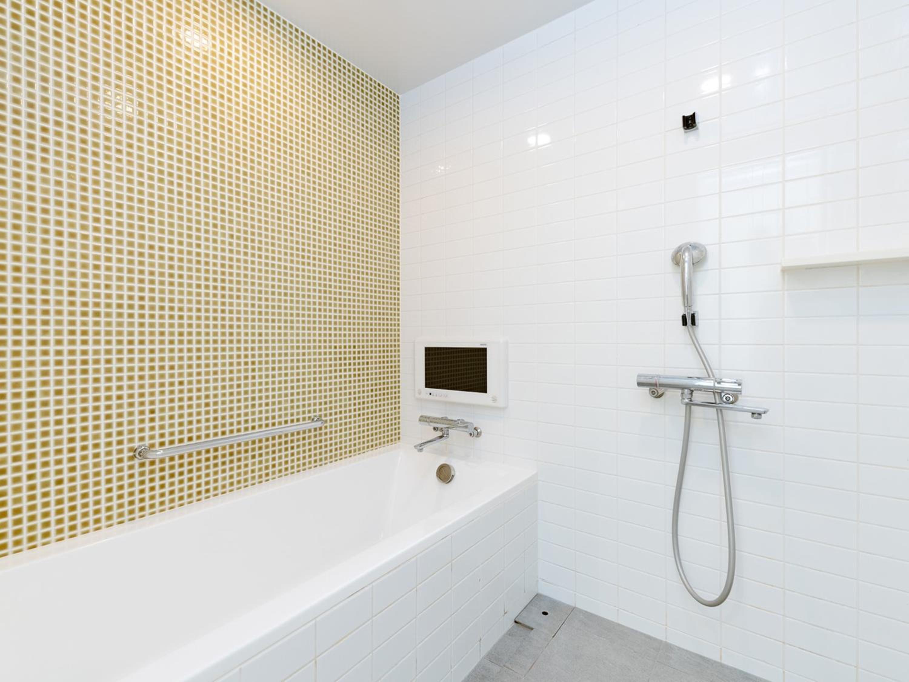 Deluxe Triple Room - Non-Smoking - Photo 3