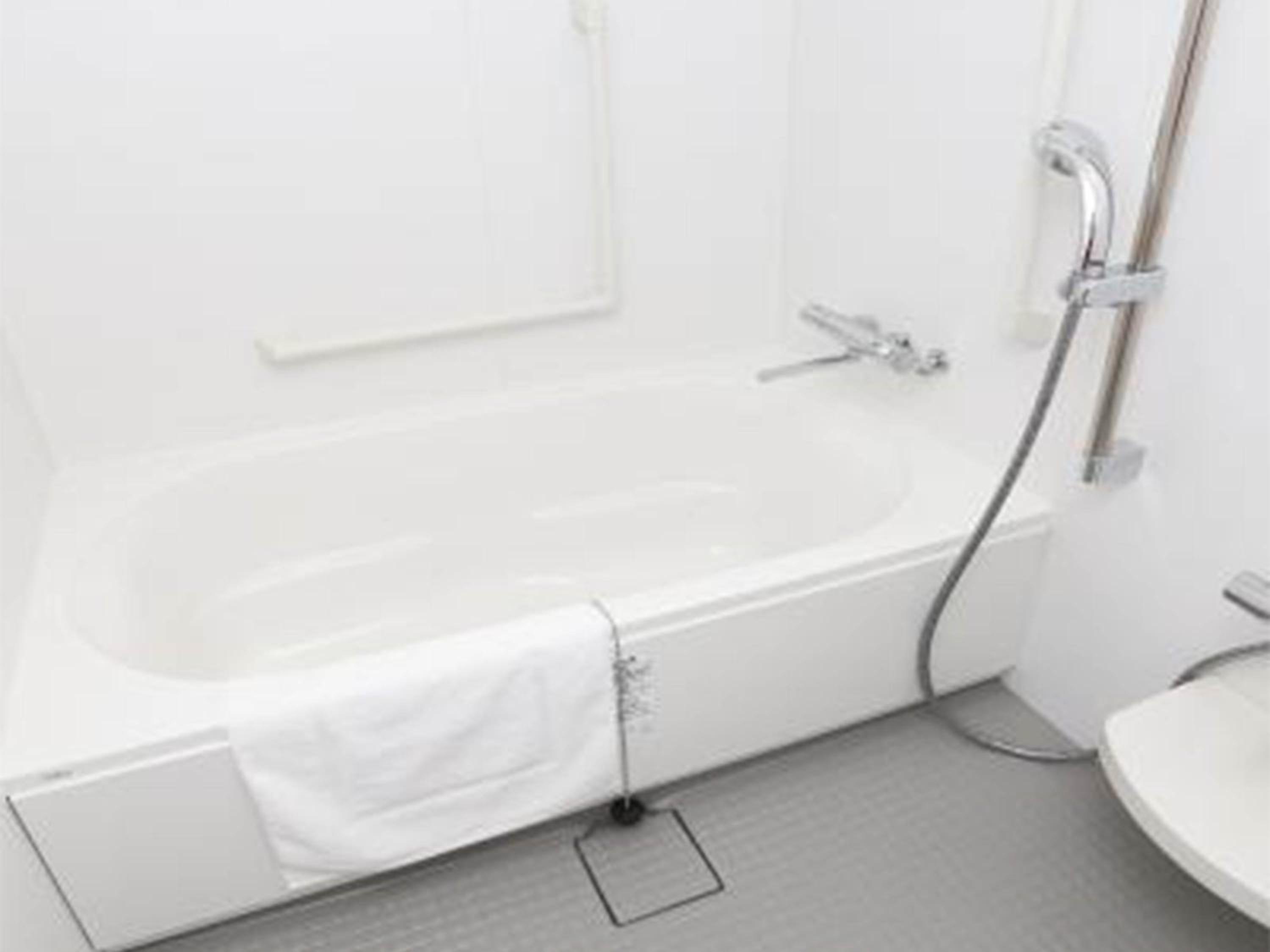 Accessible Twin Room - Photo 15