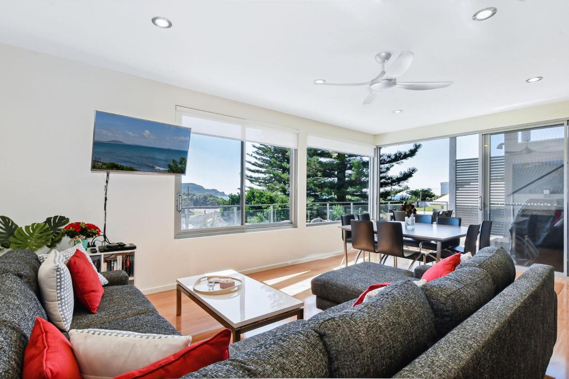 Four-Bedroom House photo 1