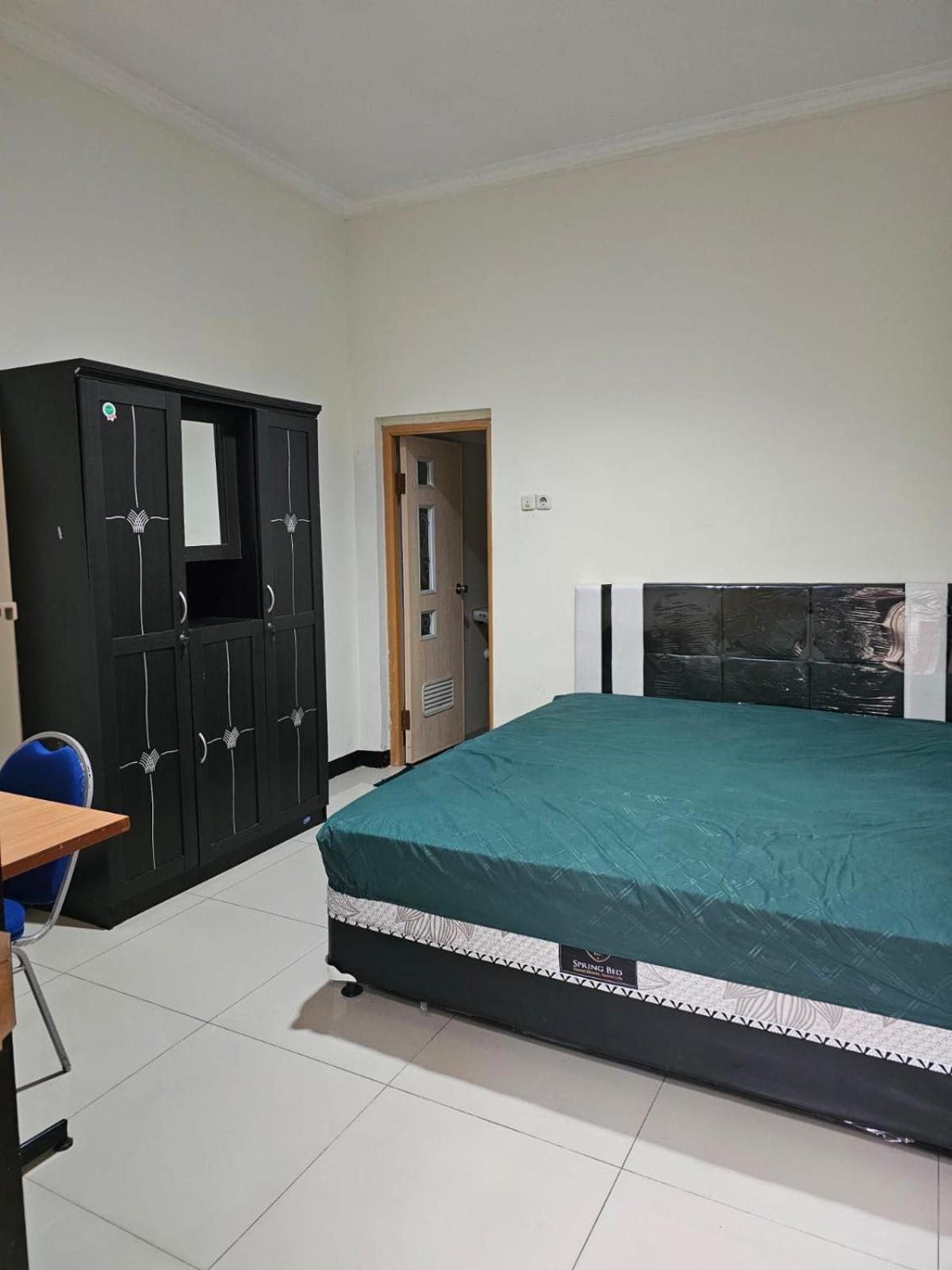 Double or Twin Room with Bathroom photo 1