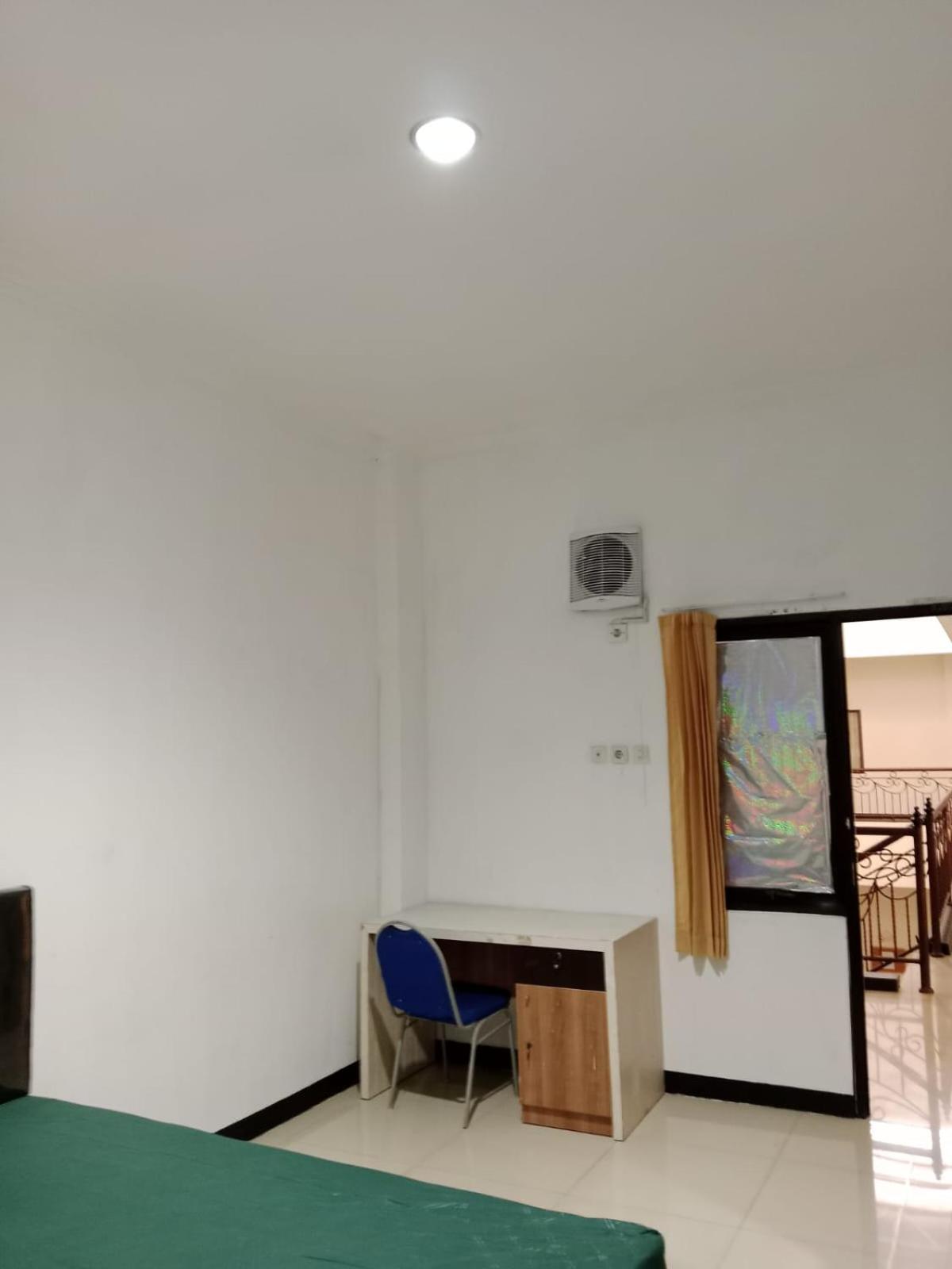 Double or Twin Room with Bathroom photo 3