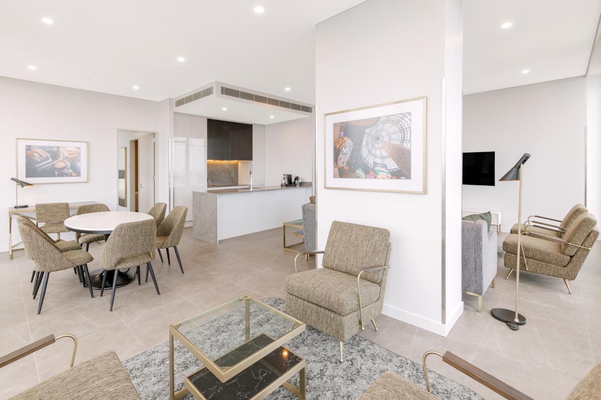 Three Bedroom Bayview Penthouse photo 2