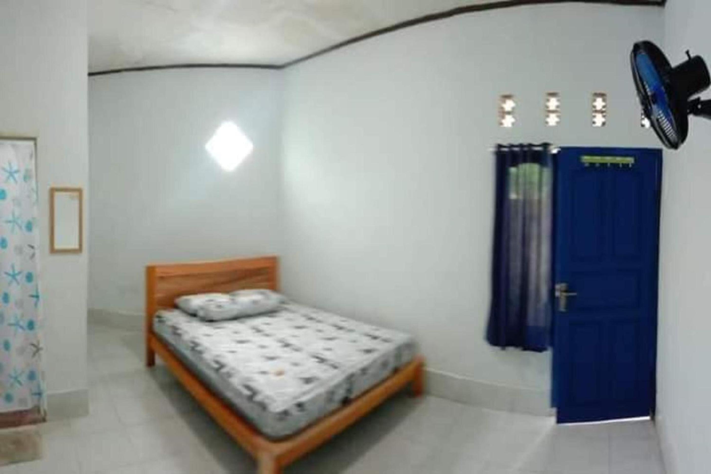 Budget Double Room photo 1
