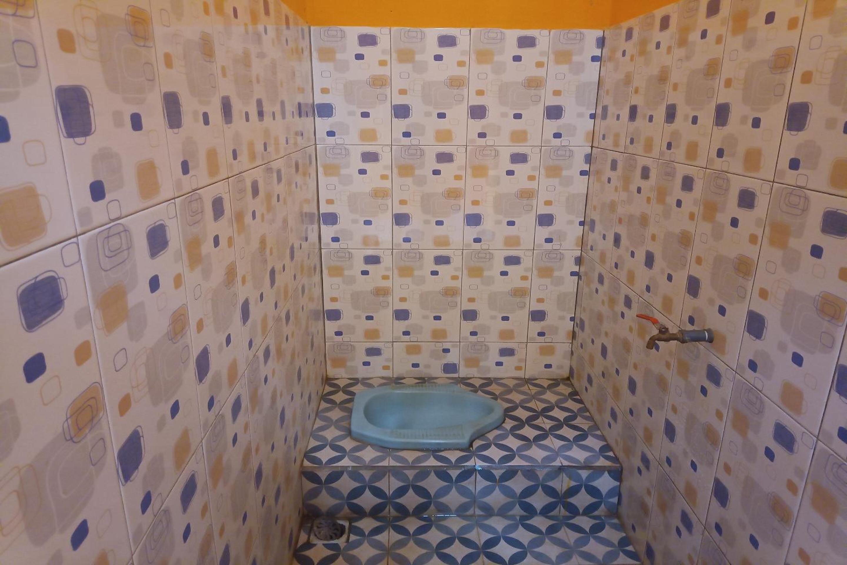 Standard Queen Room photo 2