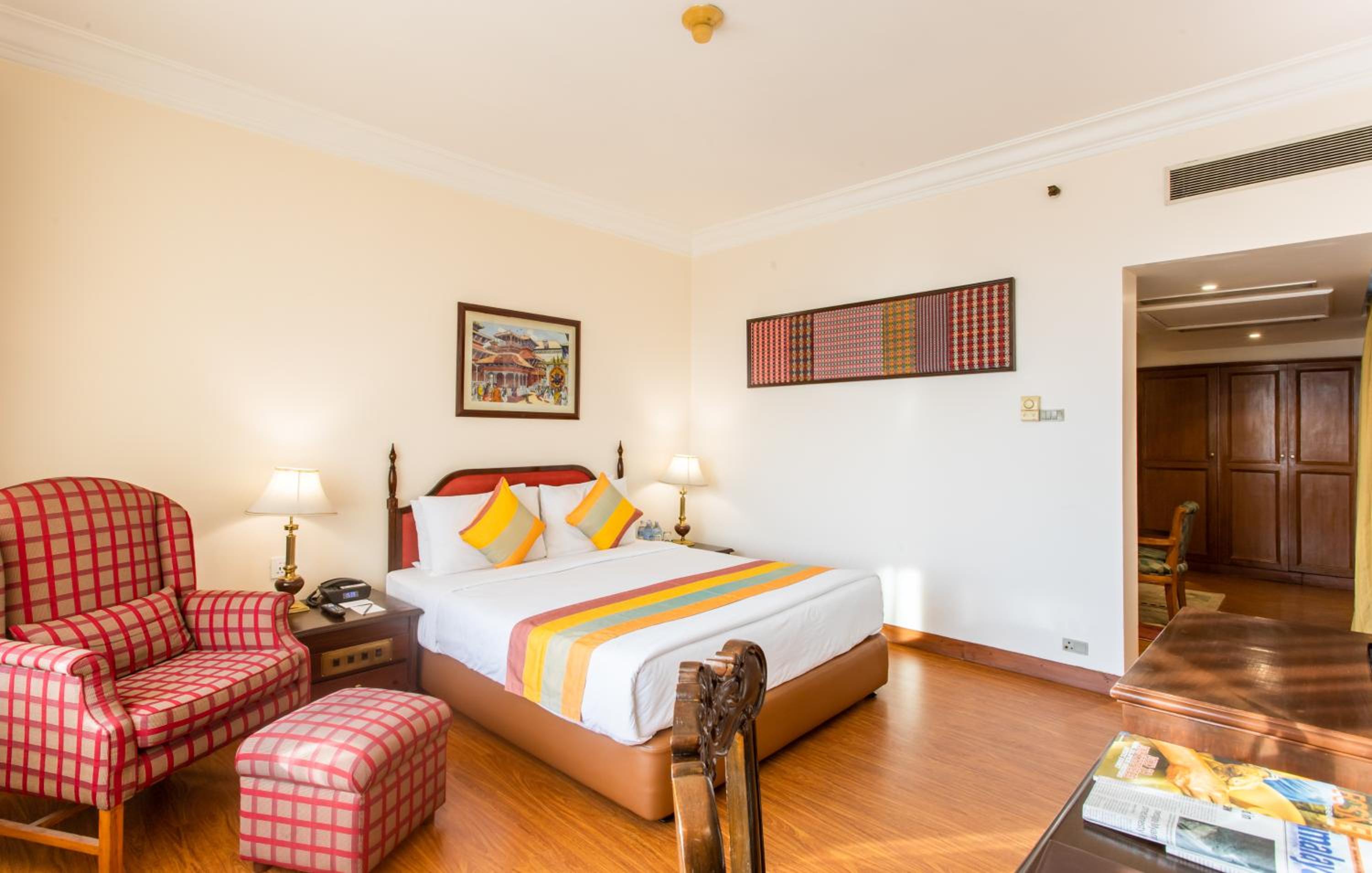 Suite with 20% discount on Spa & Laundry & Roundtrip Airport transfers  - Photo 2
