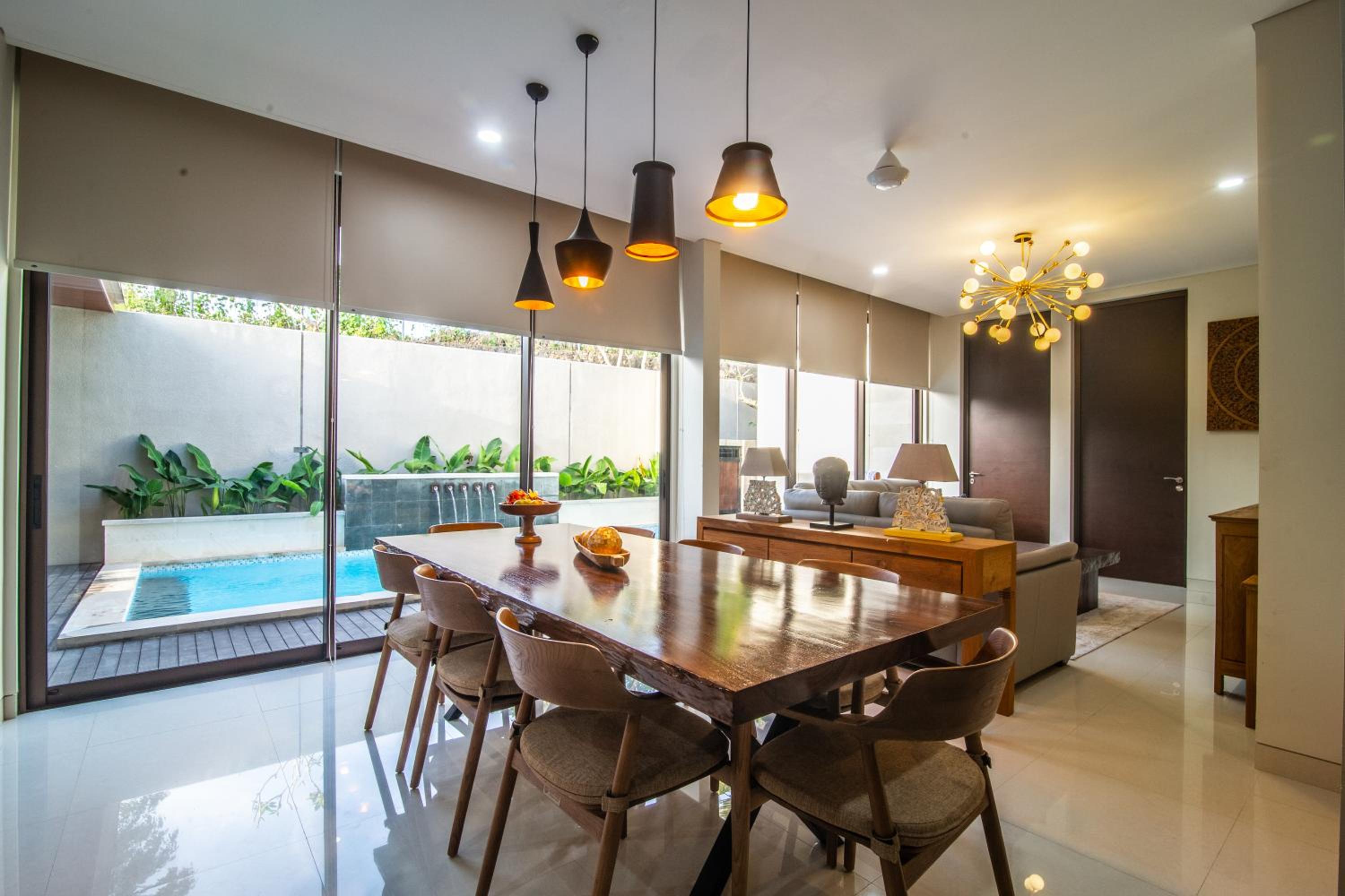 Four-Bedroom Villa with Private Pool - Photo 6