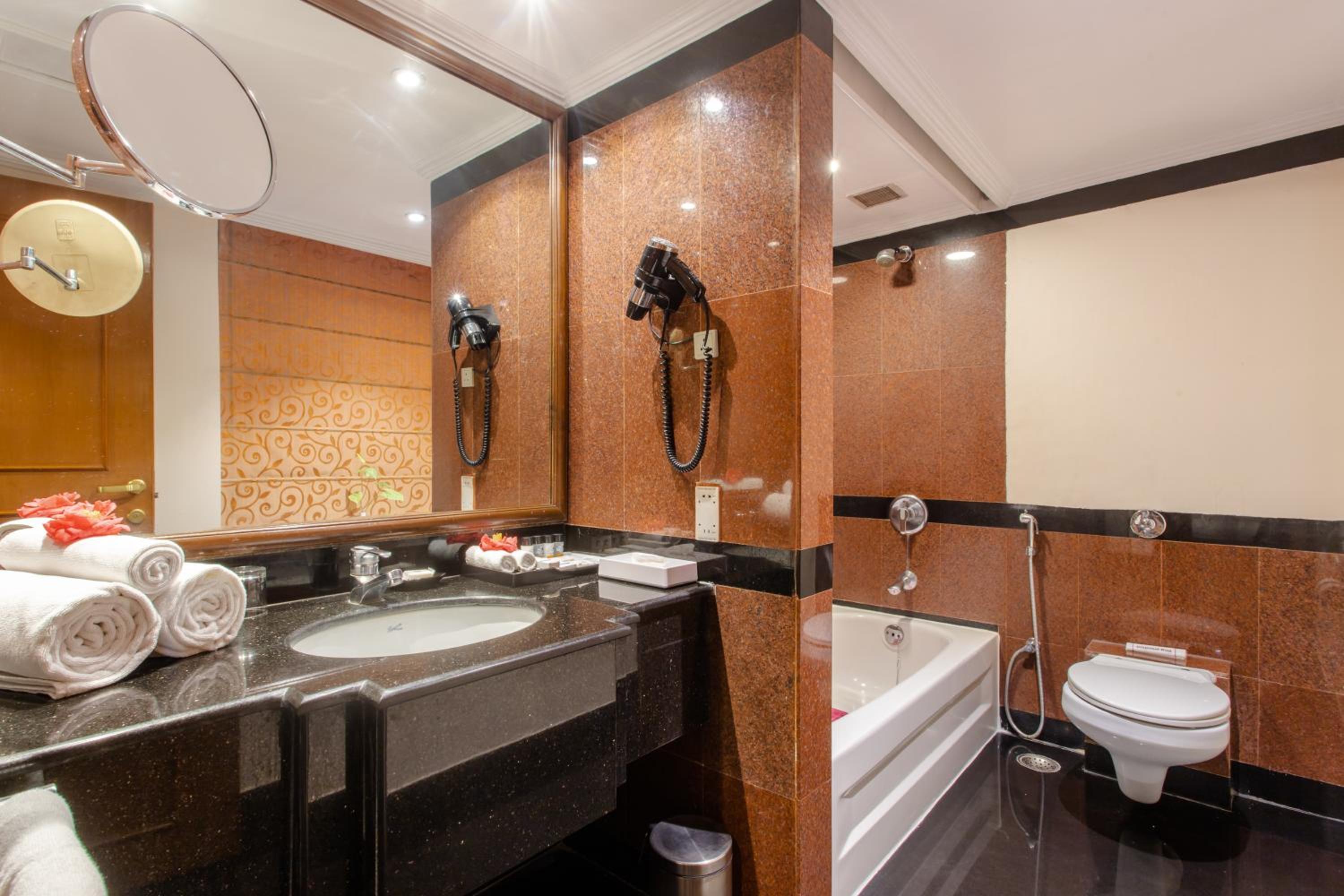 Club King Room - 20% discount on Spa & Laundry and one way Airport pick up  - Photo 2