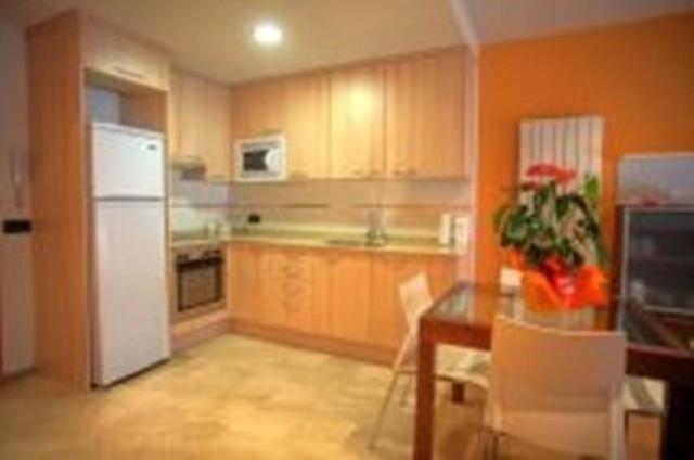 One-Bedroom Apartment (2 Adults) - Photo 8