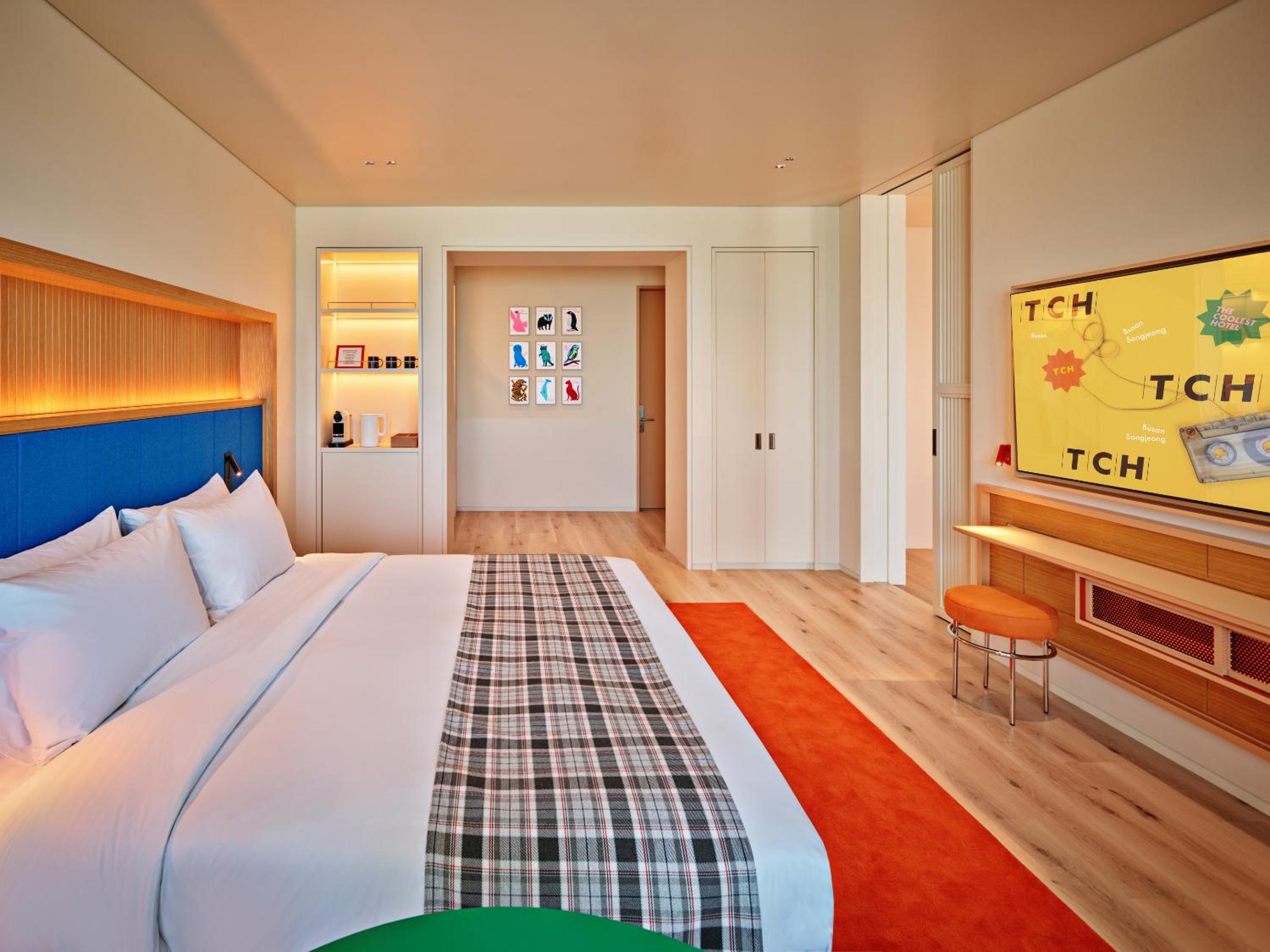 The Coolest Oceanview Suite King Terrace - Photo 4