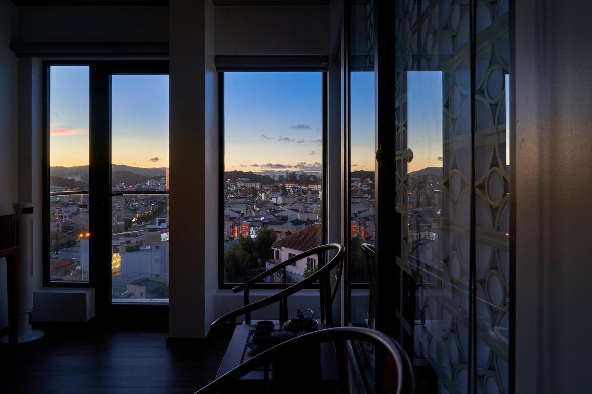 Suite with Balcony photo 2