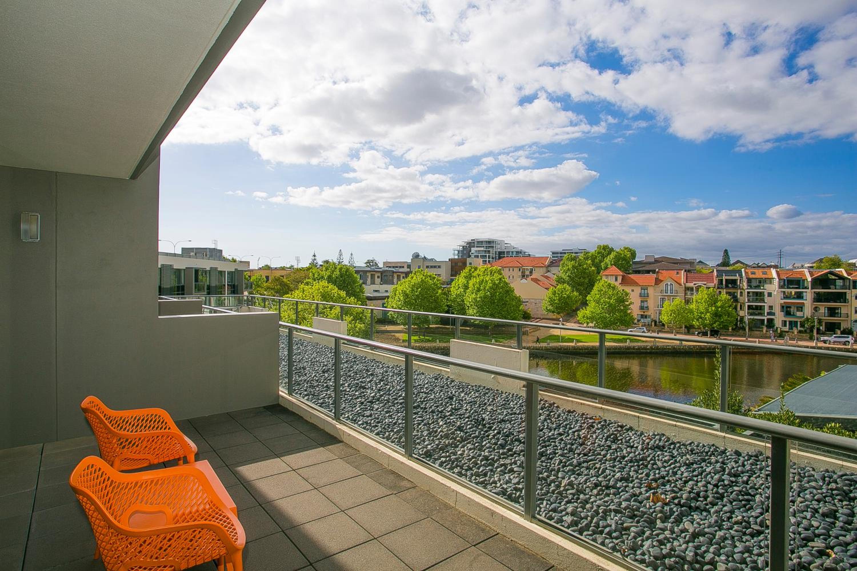 Superior Apartment - Photo 8