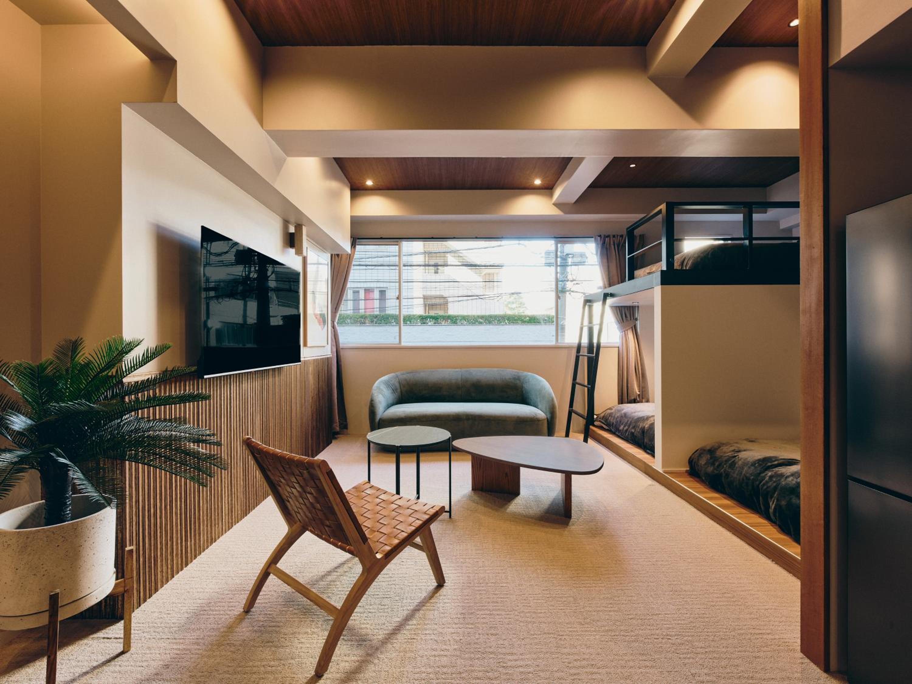 Studio Apartment