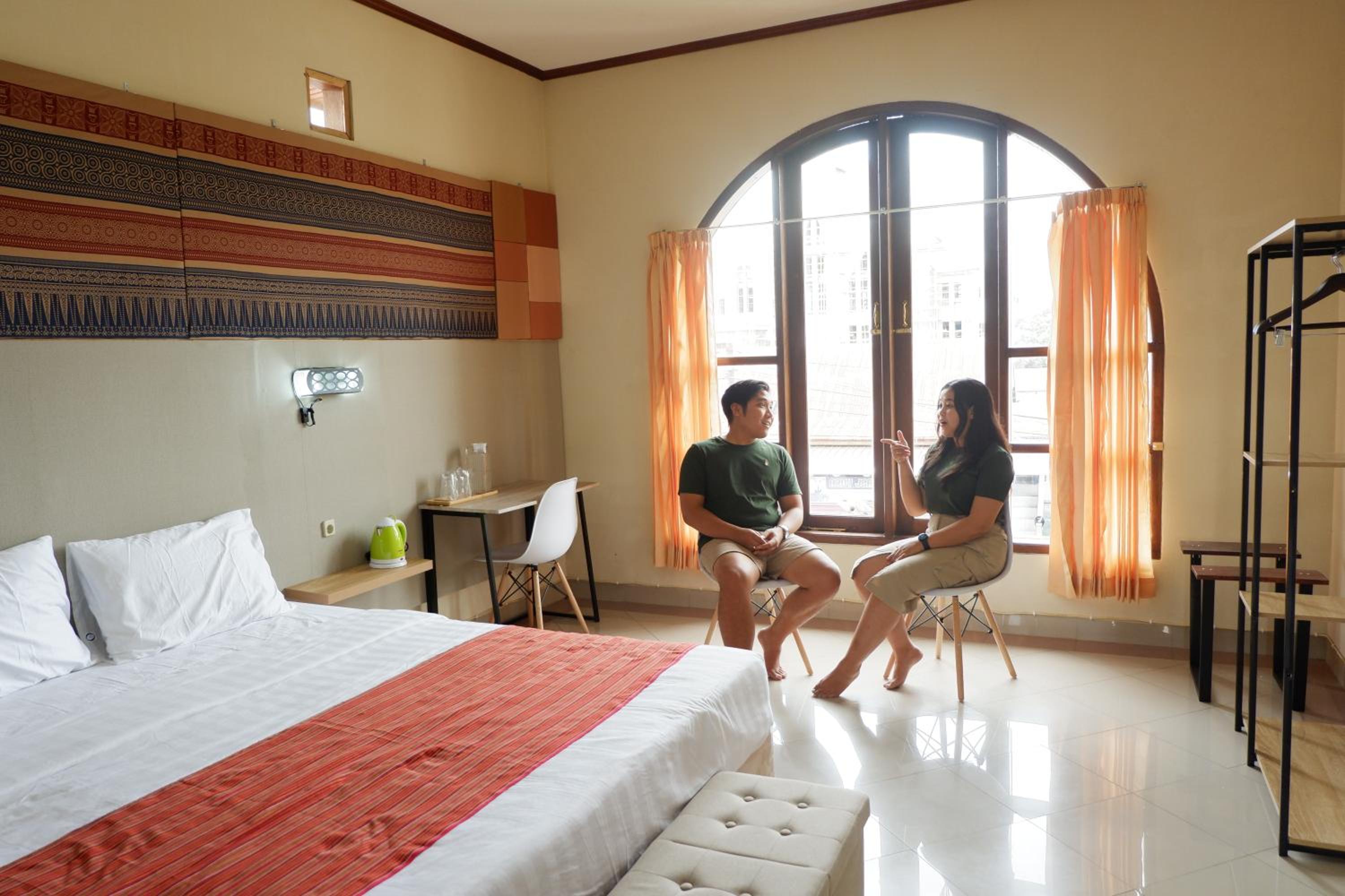 Deluxe Room (2 Adults + 1 Child) photo 3