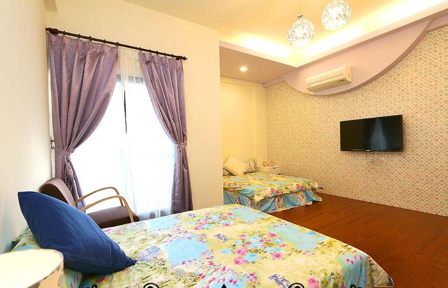 Quadruple Room with Private Bathroom photo 1