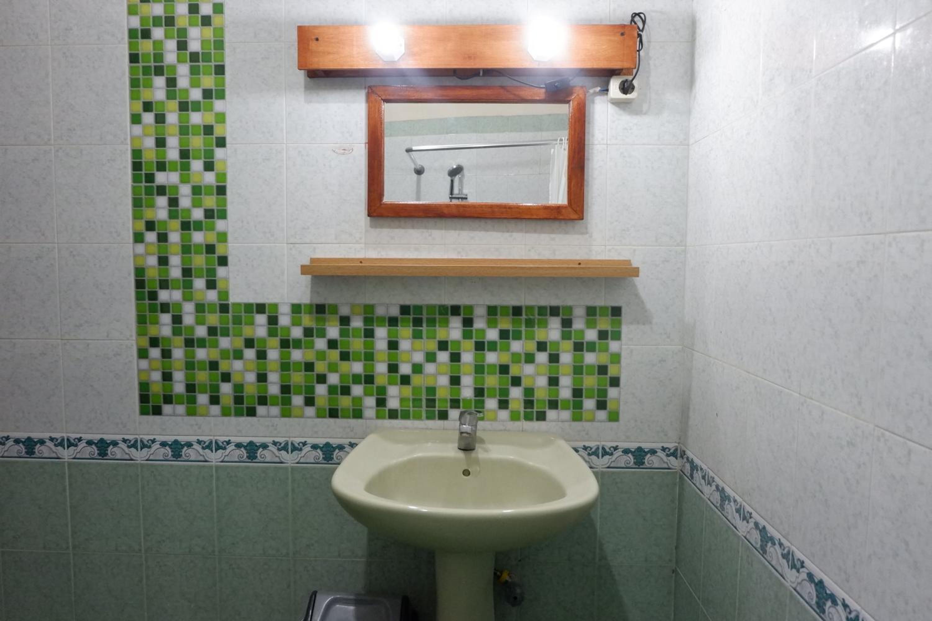 Budget Double Room photo 3