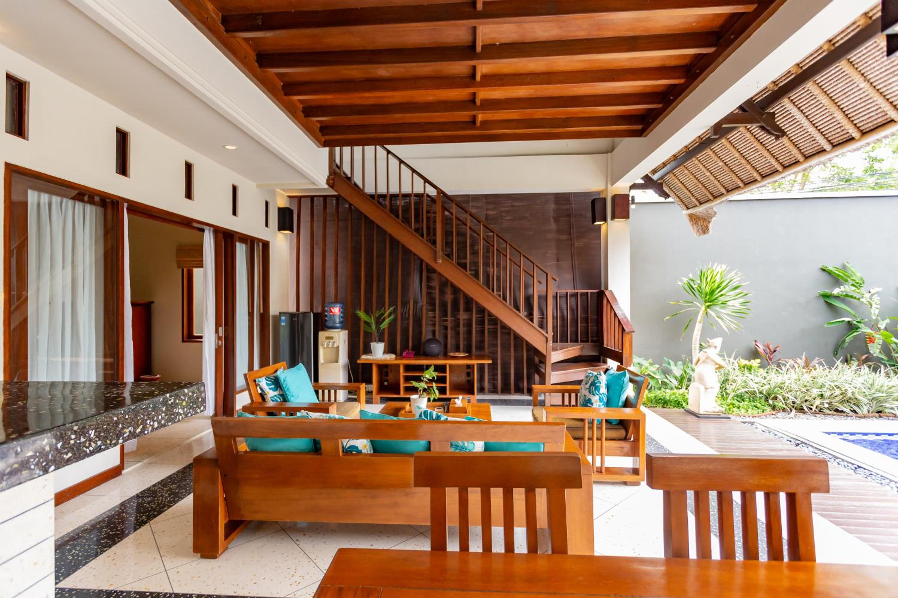 Two-Bedroom Villa with Private Pool and Garden - Photo 7