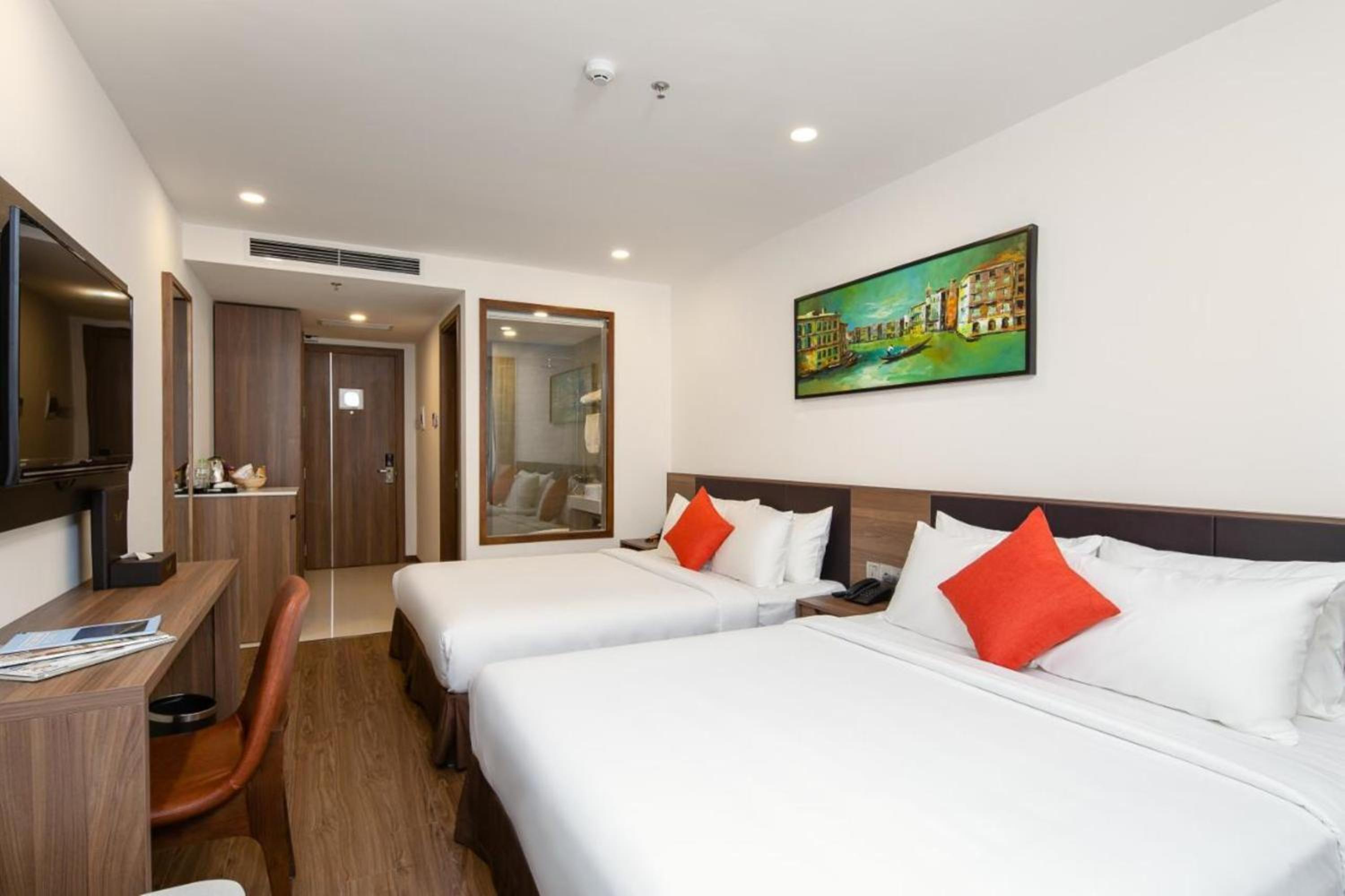 Deluxe Twin Room - Photo 3